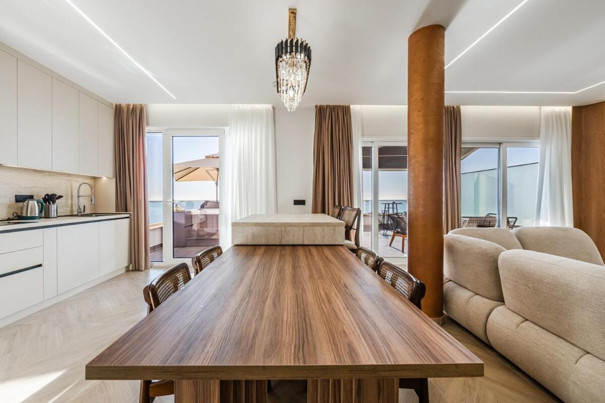 The Ultimate Jacuzzi Penthouse by PS