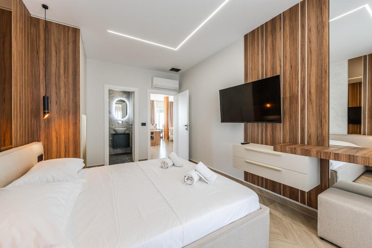 The Ultimate Jacuzzi Penthouse by PS