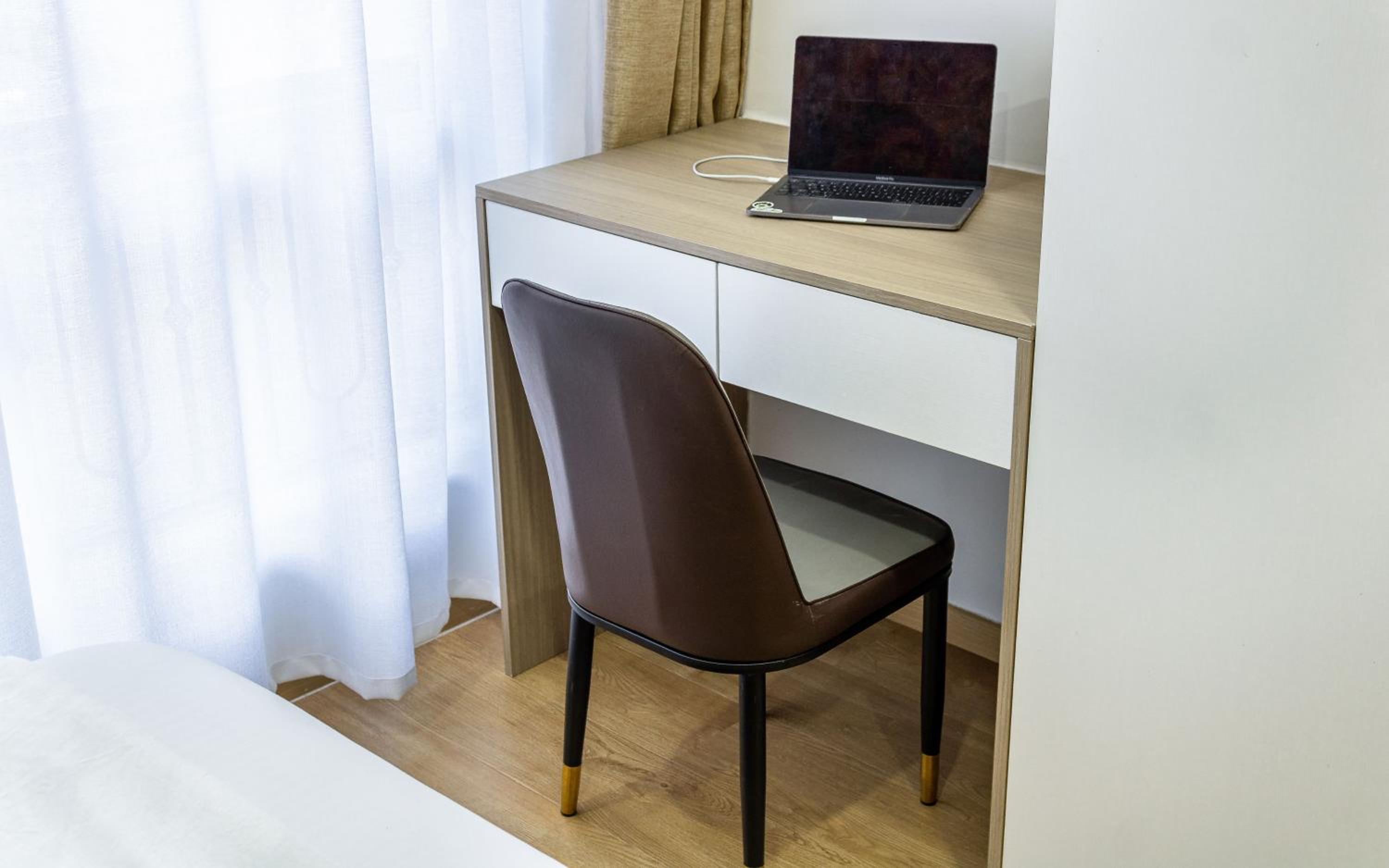 Luxe Studio with pool, gym and work space
