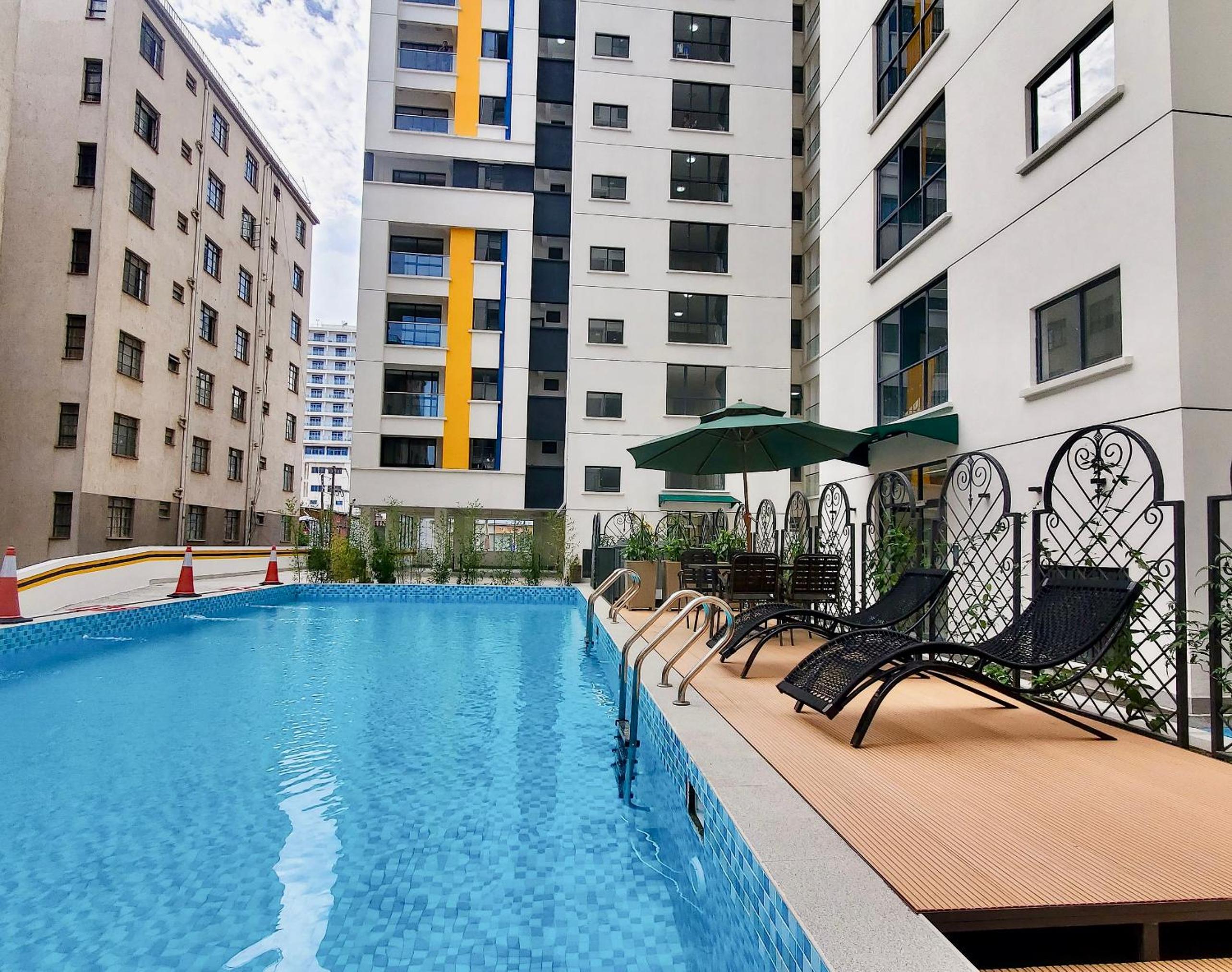 Luxe Studio with pool, gym and work space