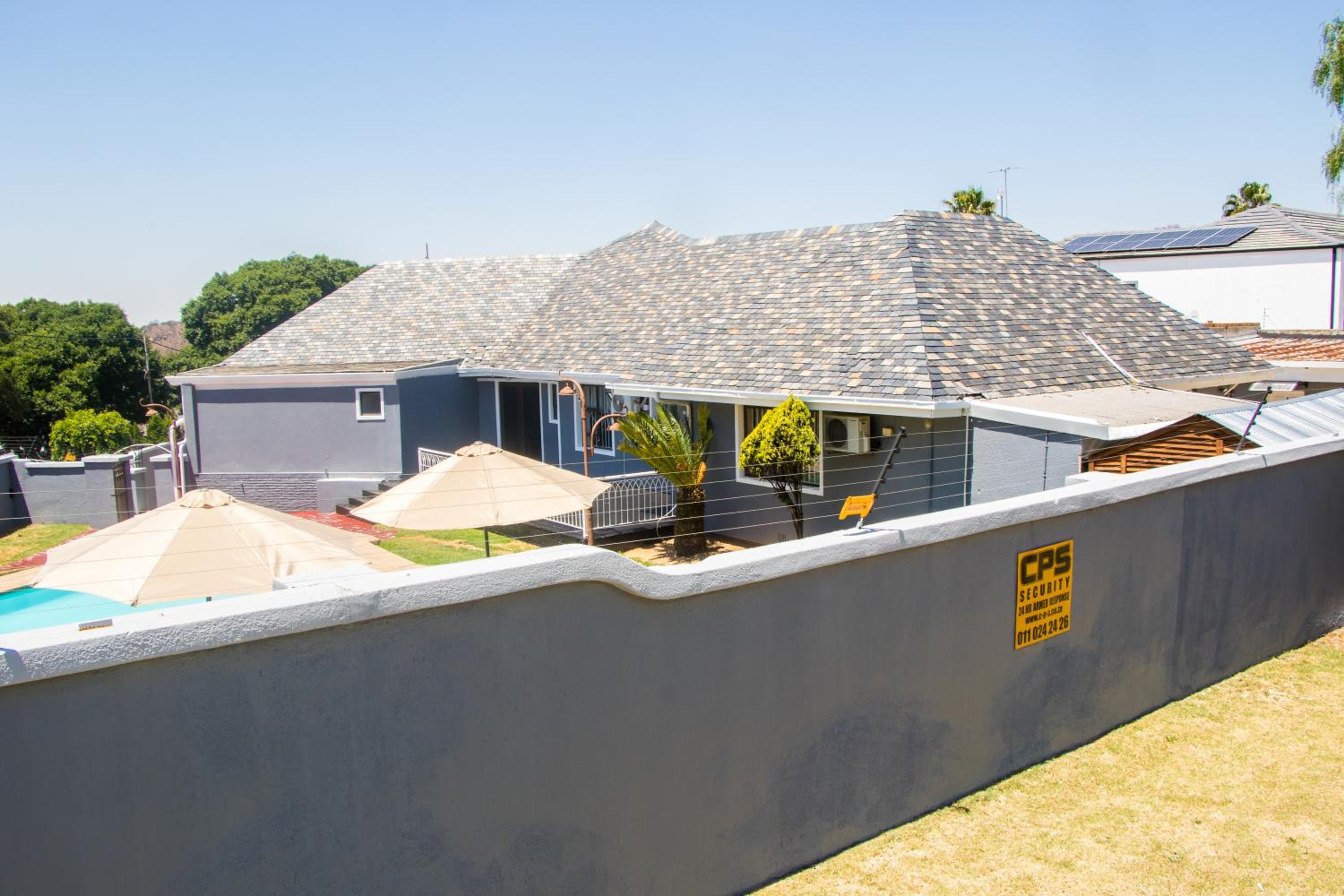 Ogans Guest Villa 21 Elizabeth avanue linmeyer jhb