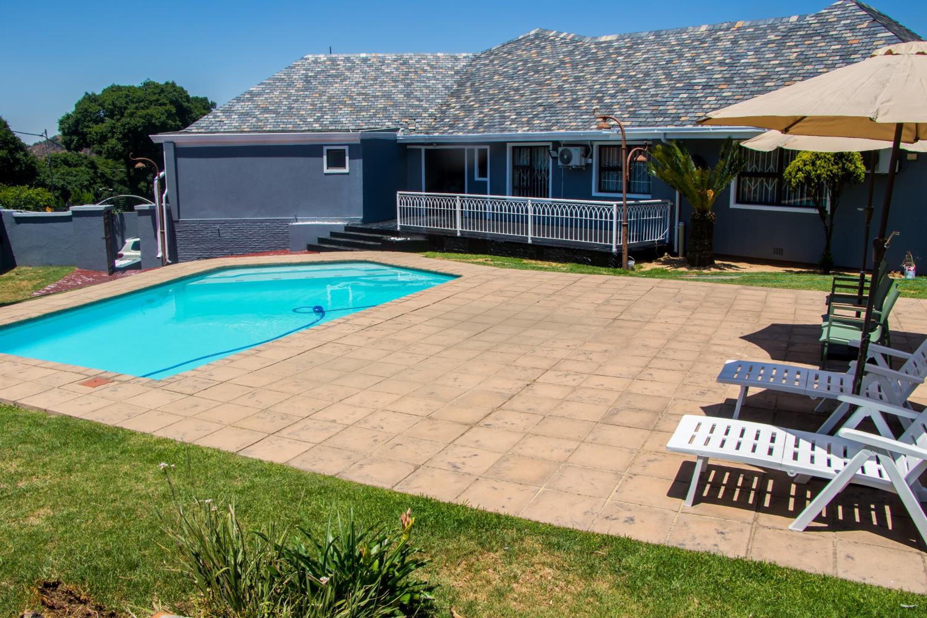 Ogans Guest Villa 21 Elizabeth avanue linmeyer jhb