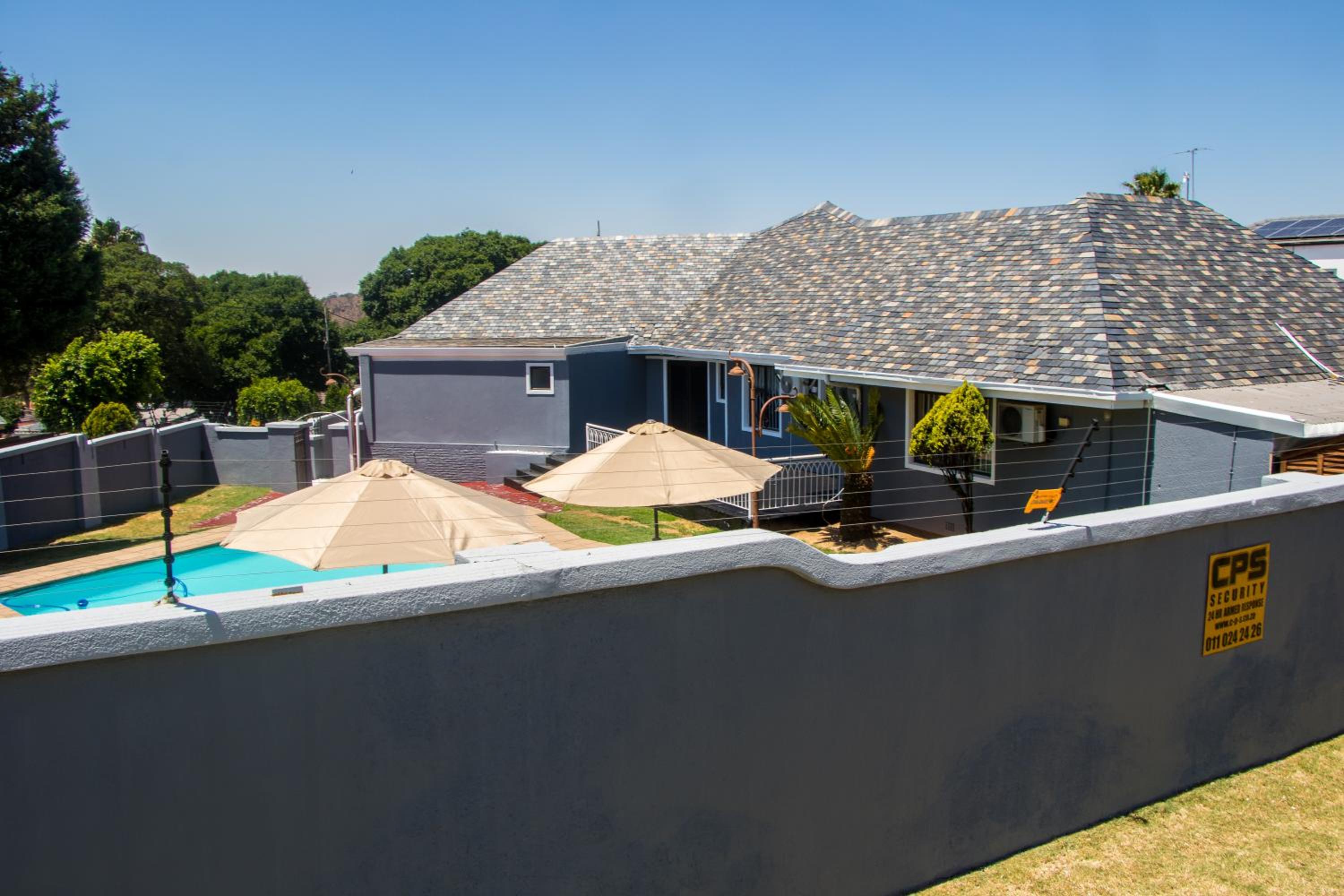 Ogans Guest Villa 21 Elizabeth avanue linmeyer jhb