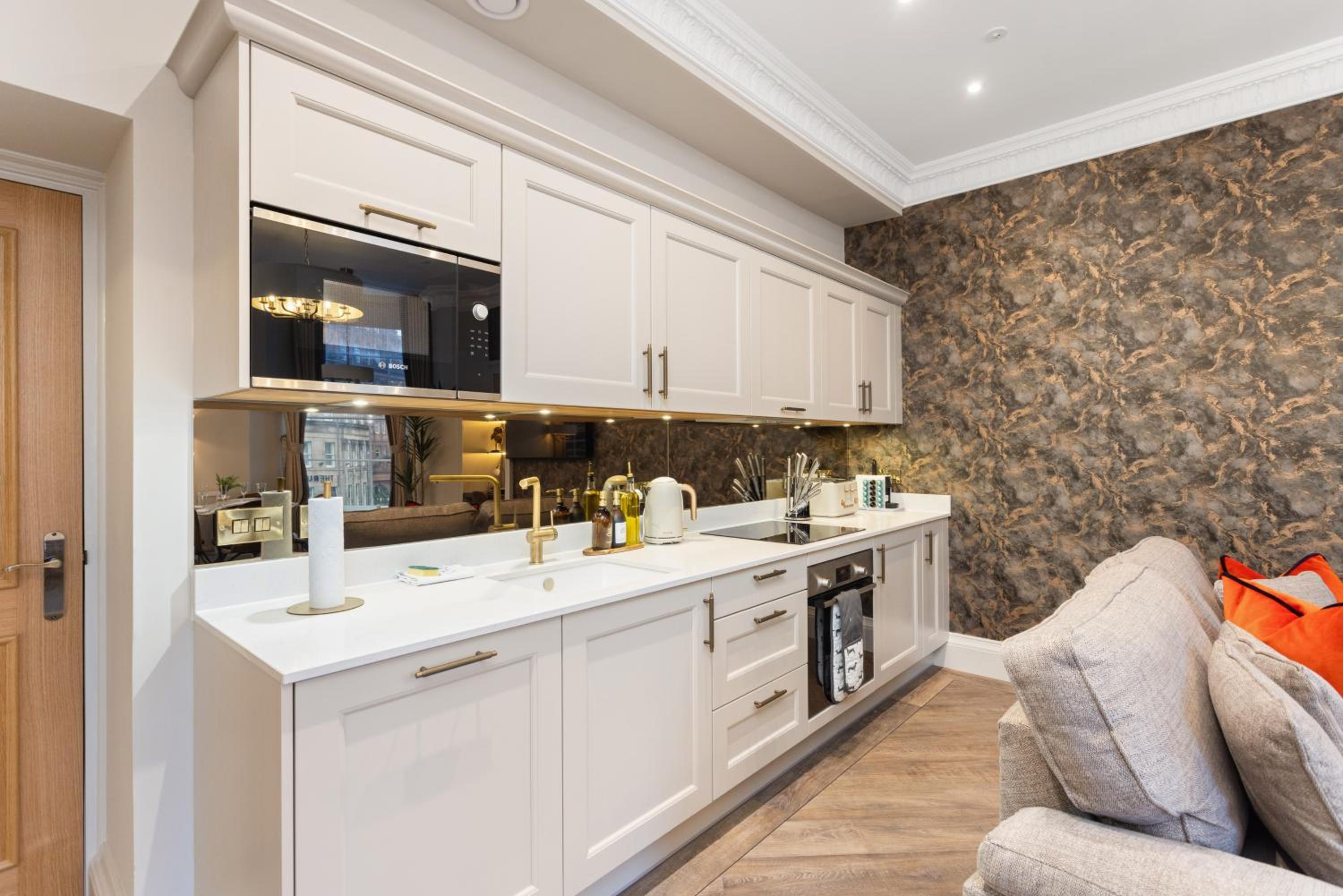 Prime Central Edinburgh 3 bed
