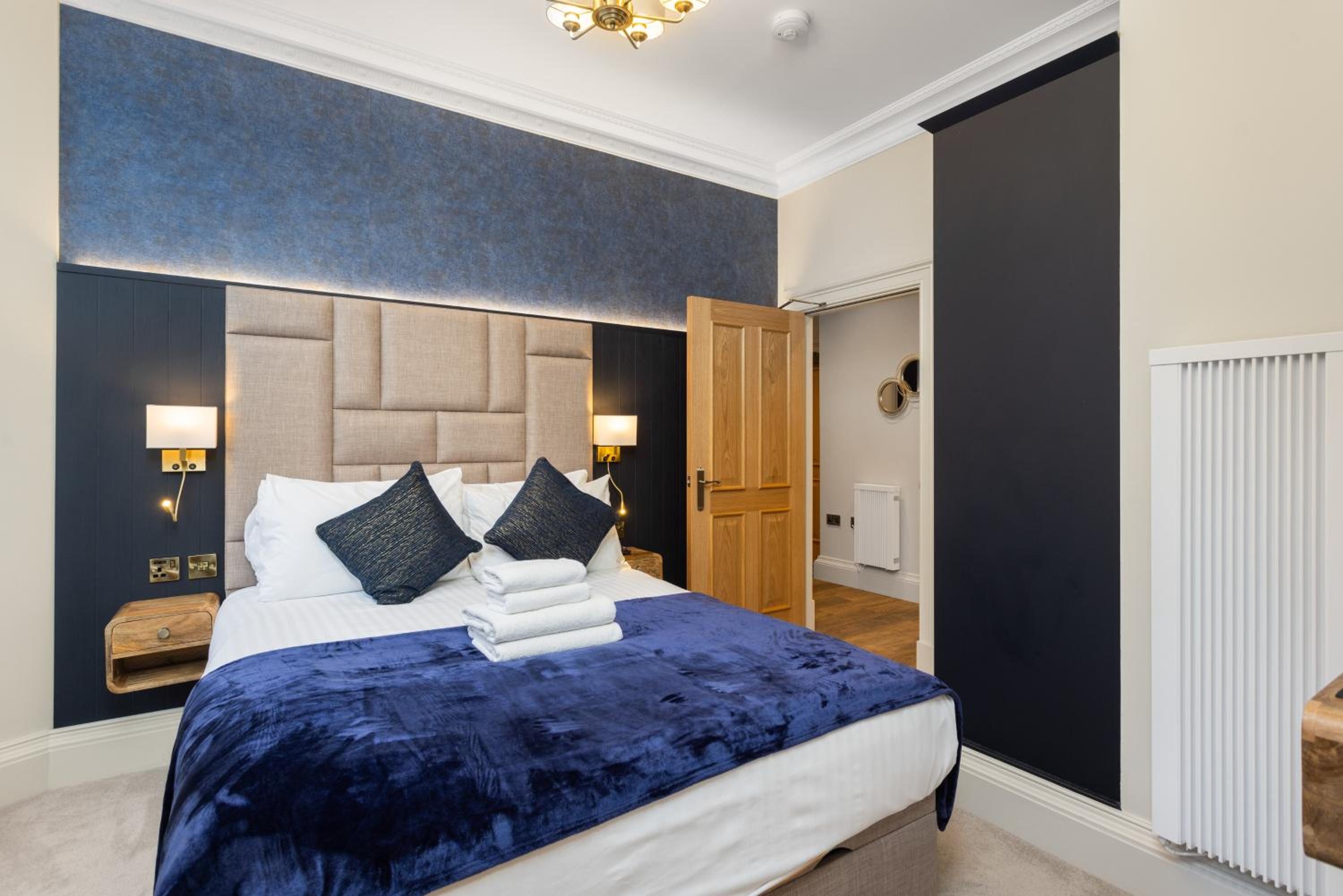 Prime Central Edinburgh 3 bed