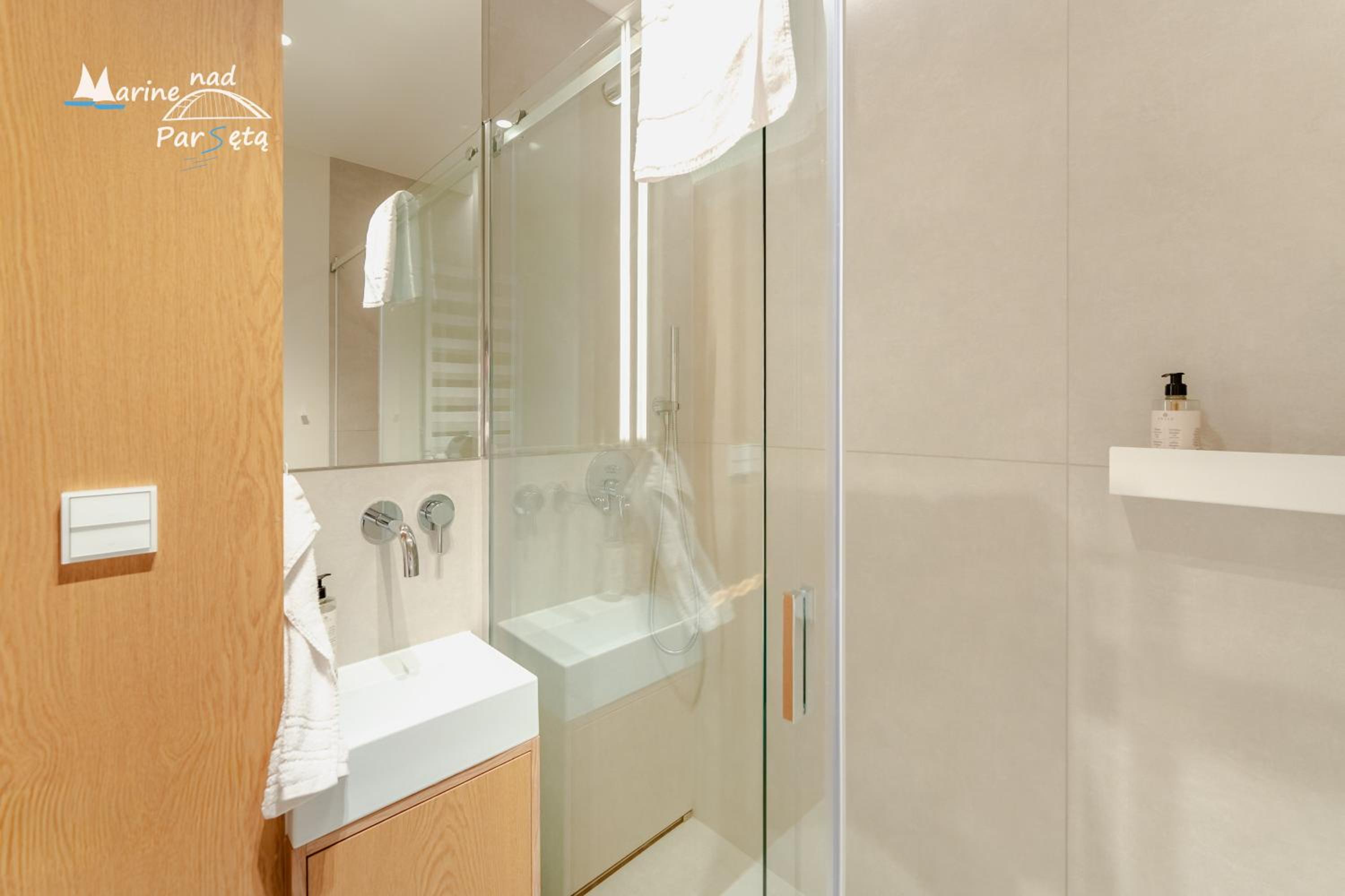 Marine nad Parsętą - apartament na Wyspie Solnej