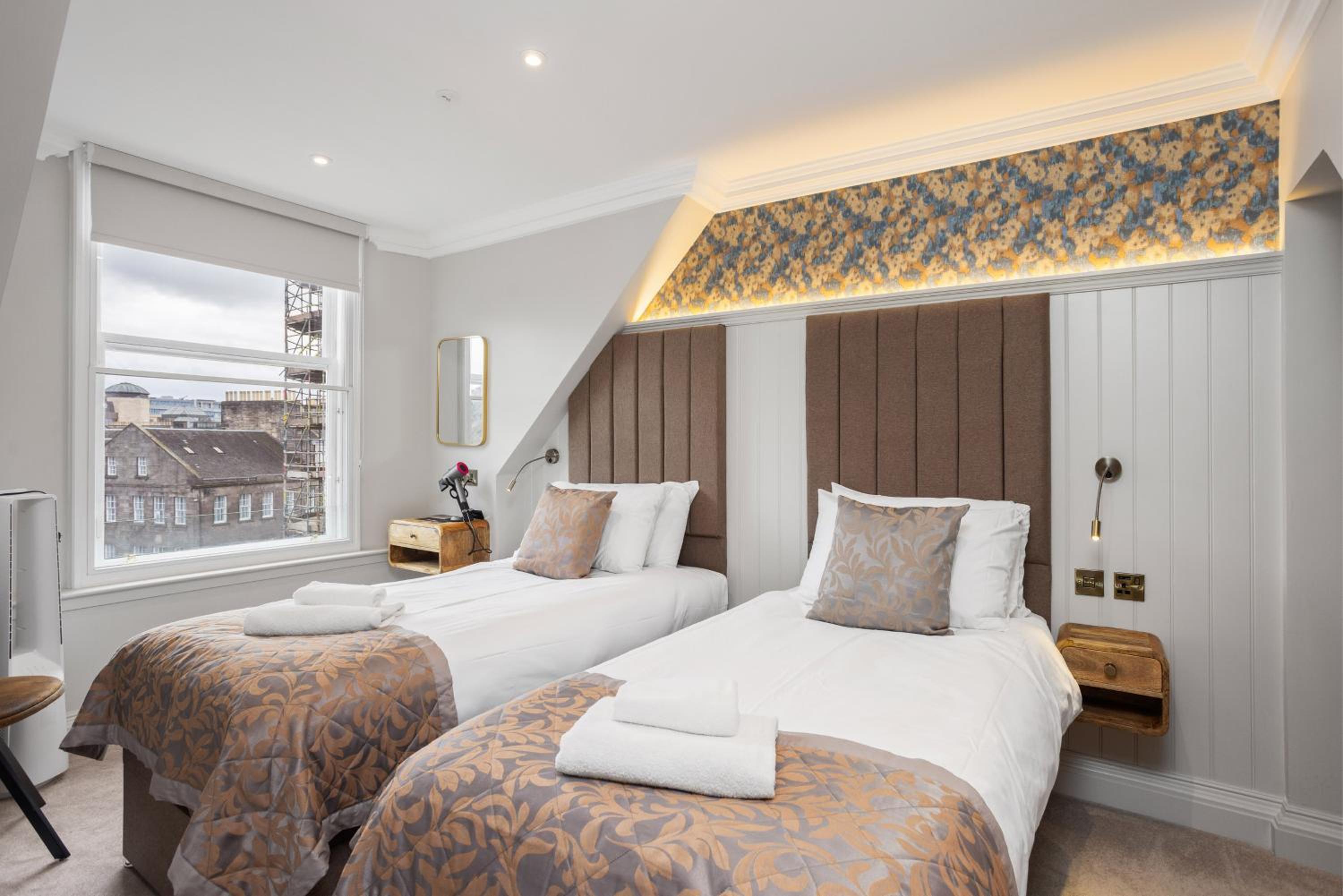 Central Edinburgh Prime Luxury 3 bed