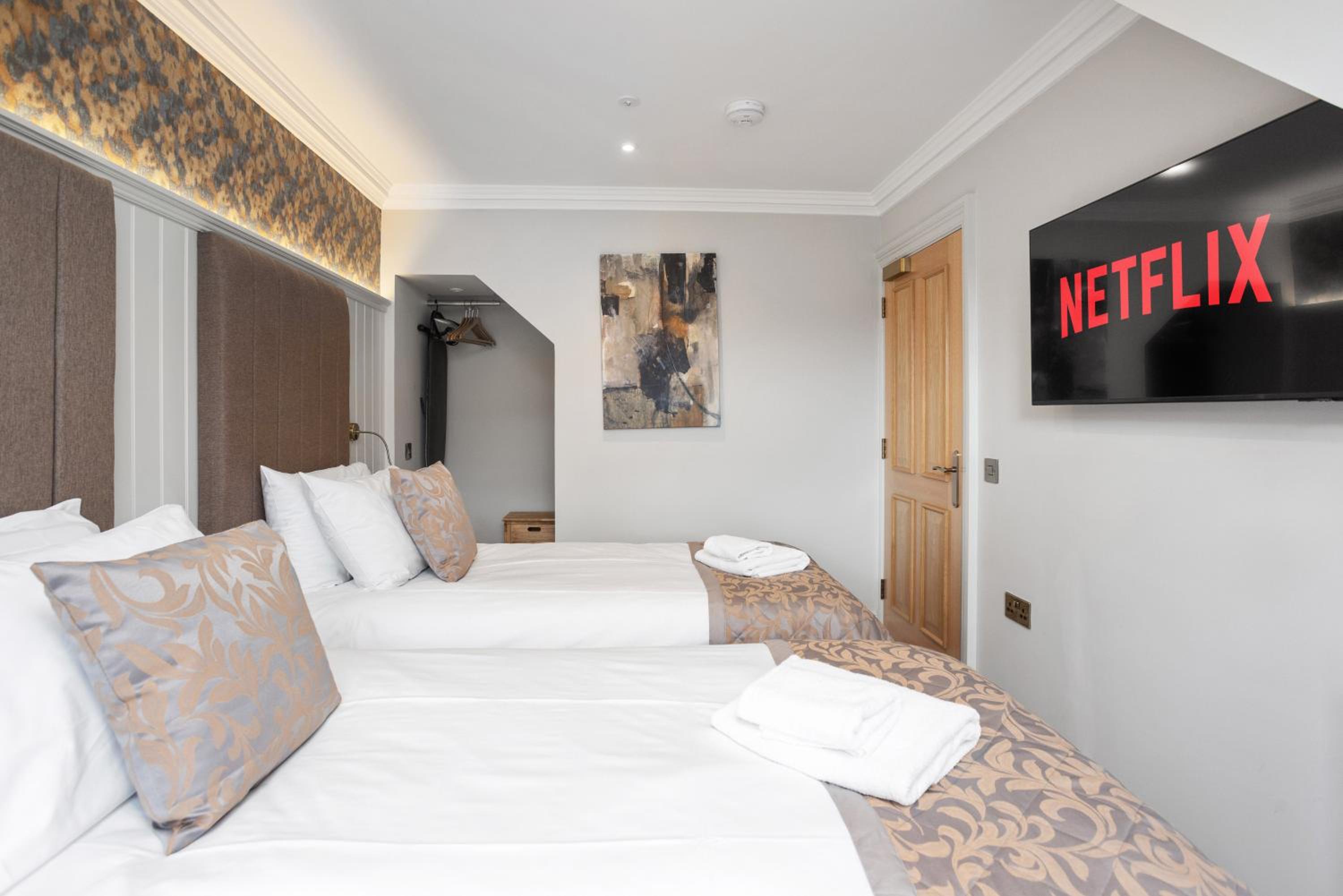 Central Edinburgh Prime Luxury 3 bed