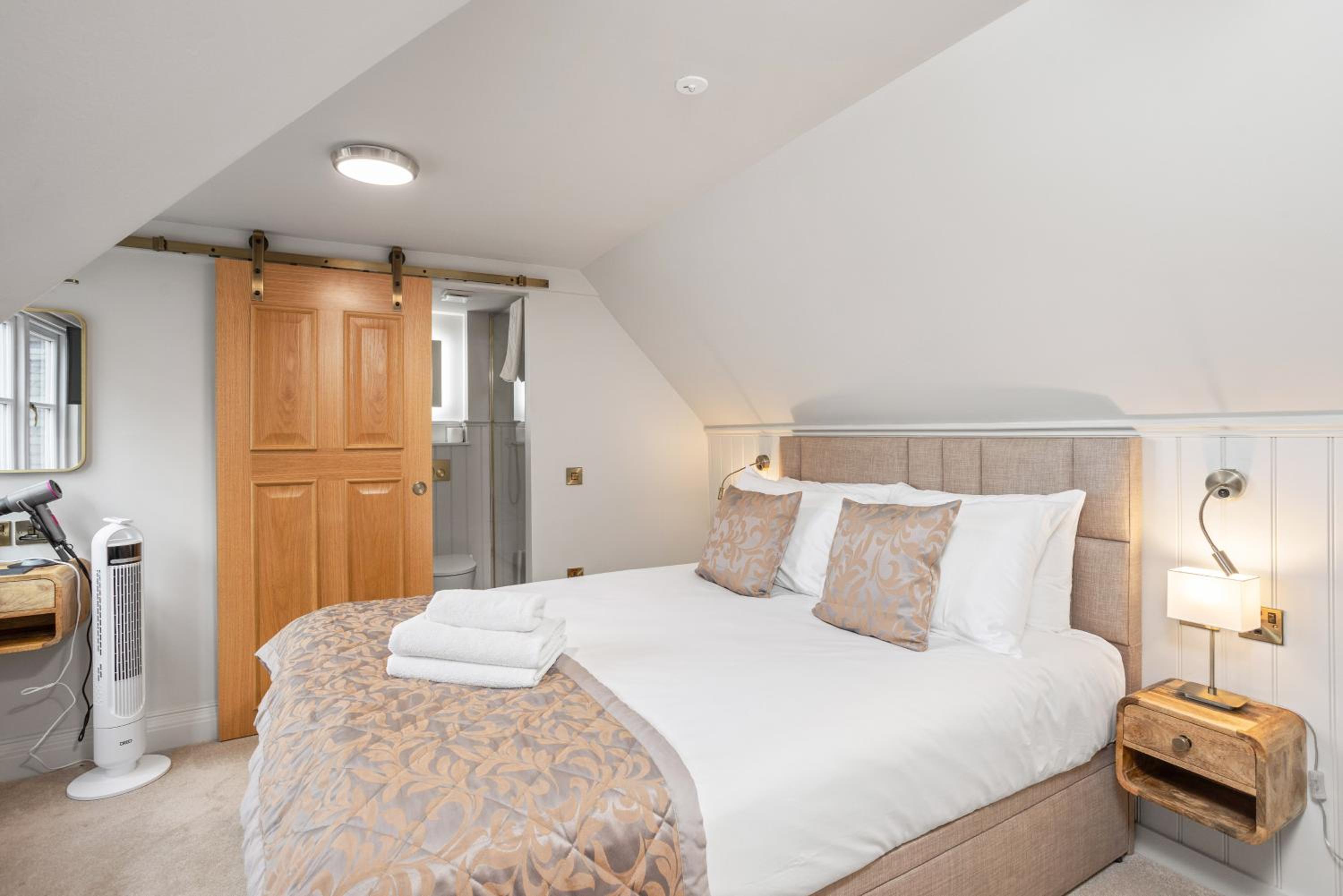 Central Edinburgh Prime Luxury 3 bed