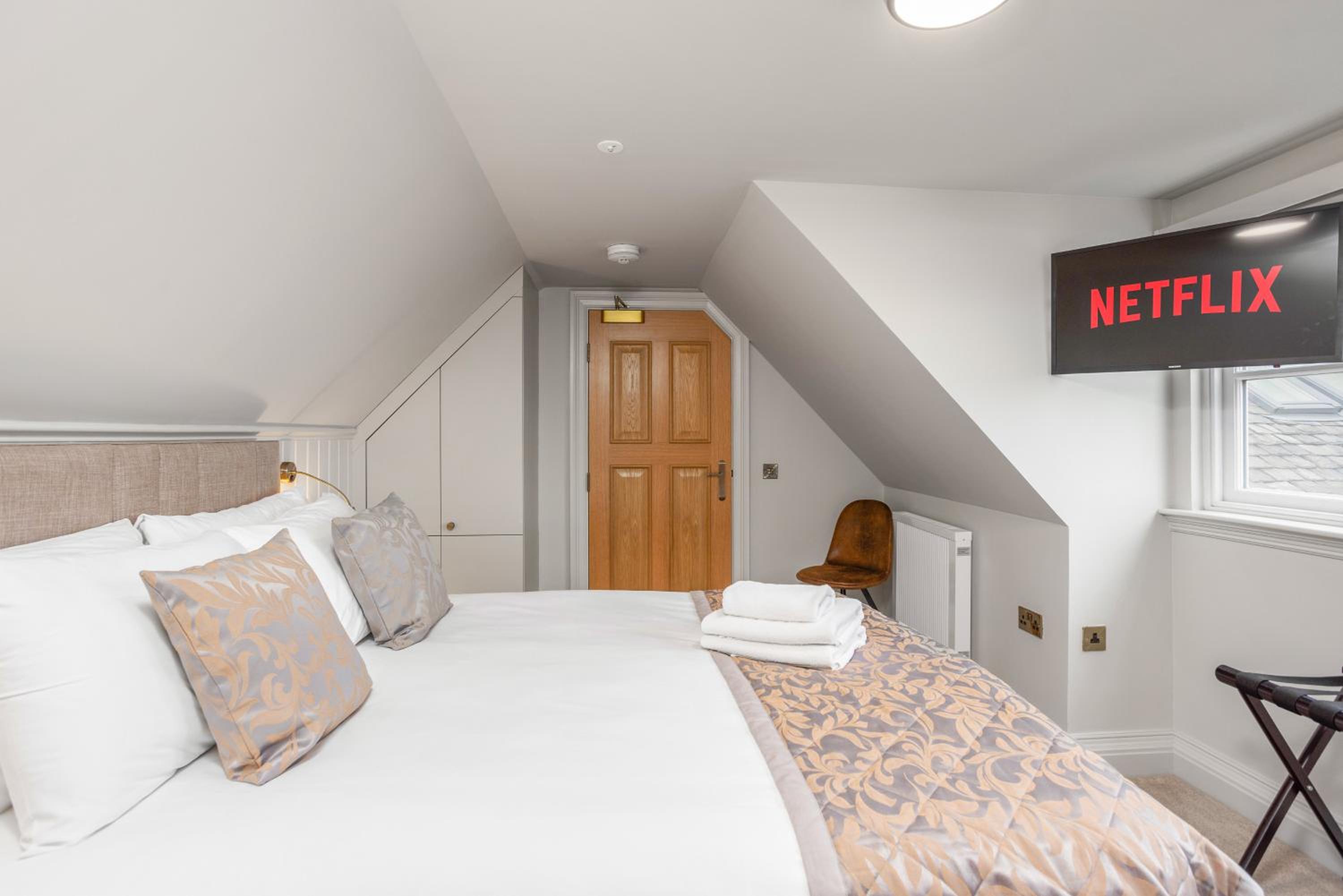 Central Edinburgh Prime Luxury 3 bed
