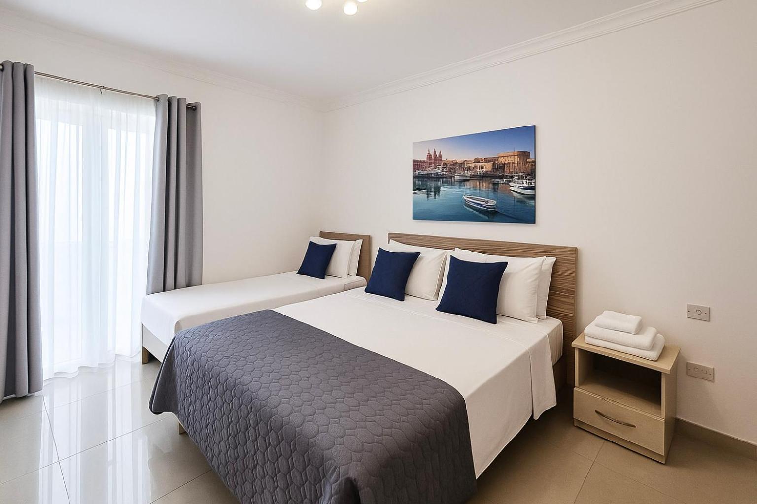 Large Seafront 3-Bedroom Apartment in Sliema with Stunning Views and Parking SV 5