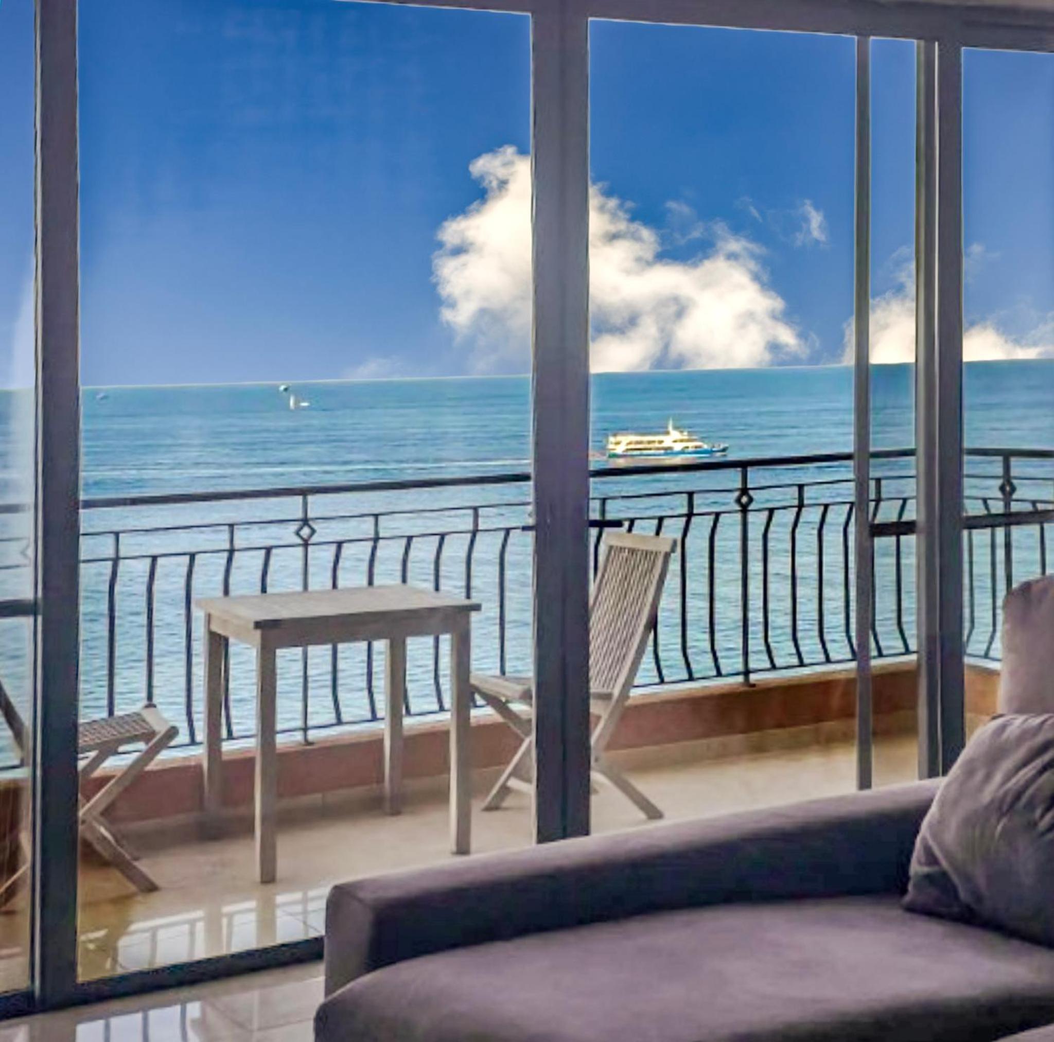 Large Seafront 3-Bedroom Apartment in Sliema with Stunning Views and Parking SV 5