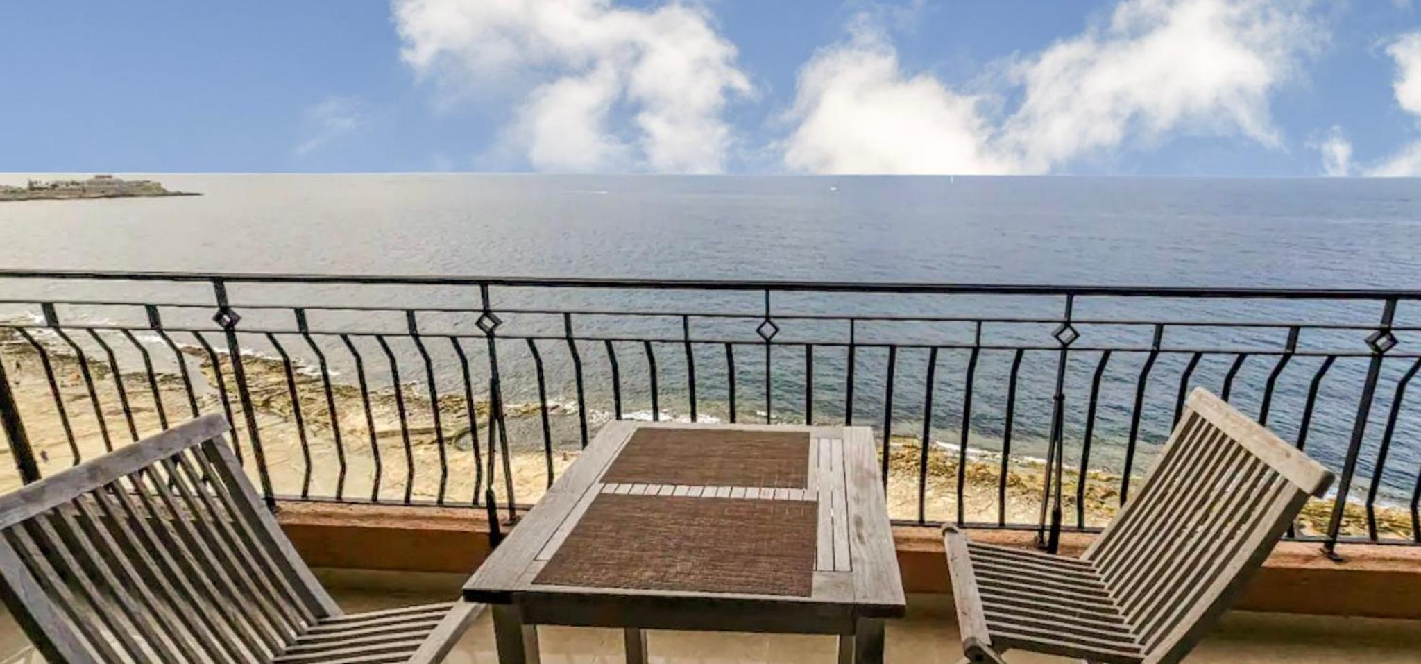 Large Seafront 3-Bedroom Apartment in Sliema with Stunning Views and Parking SV 5