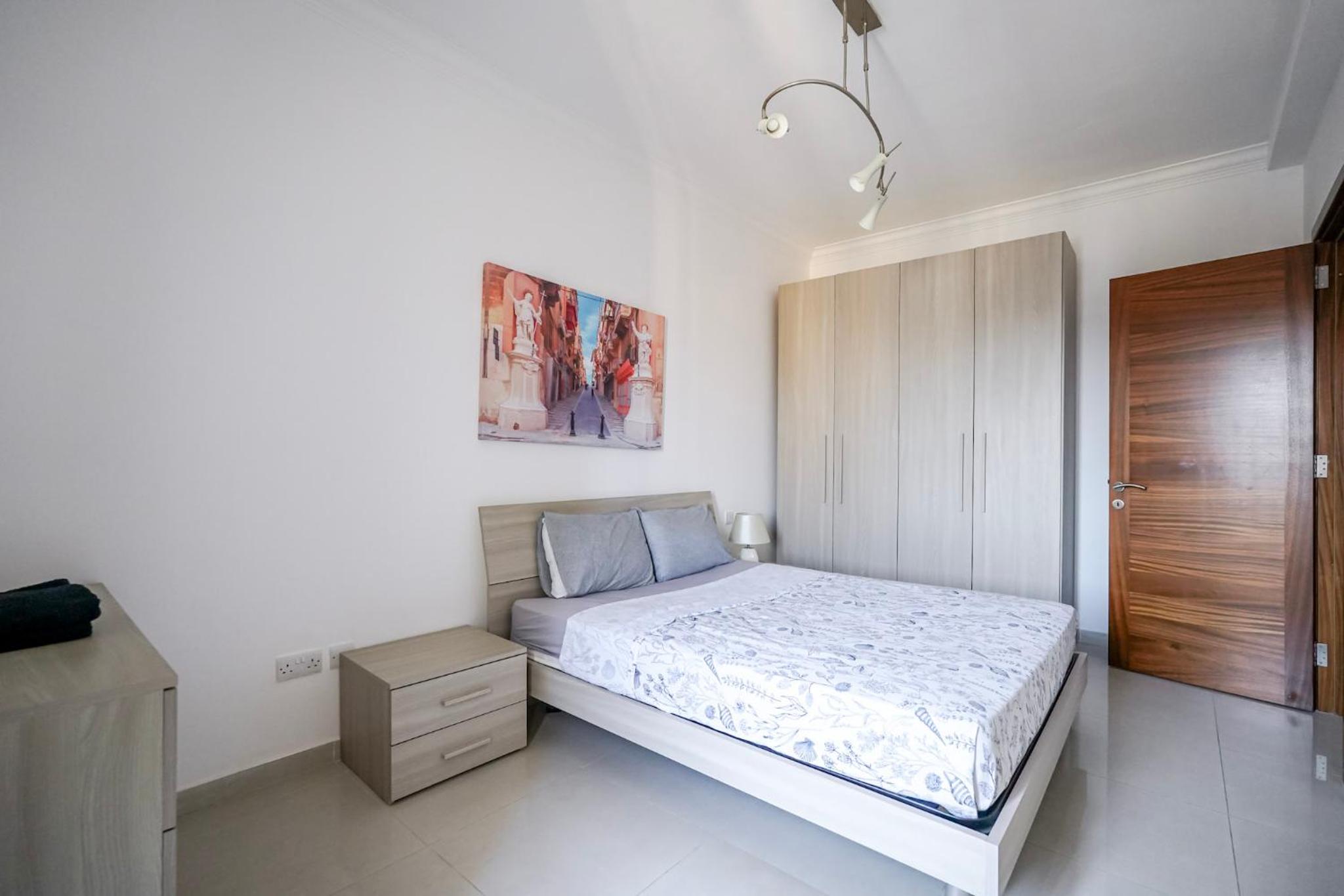 Spacious Seafront 3-Bedroom Apartment in Sliema SV 3