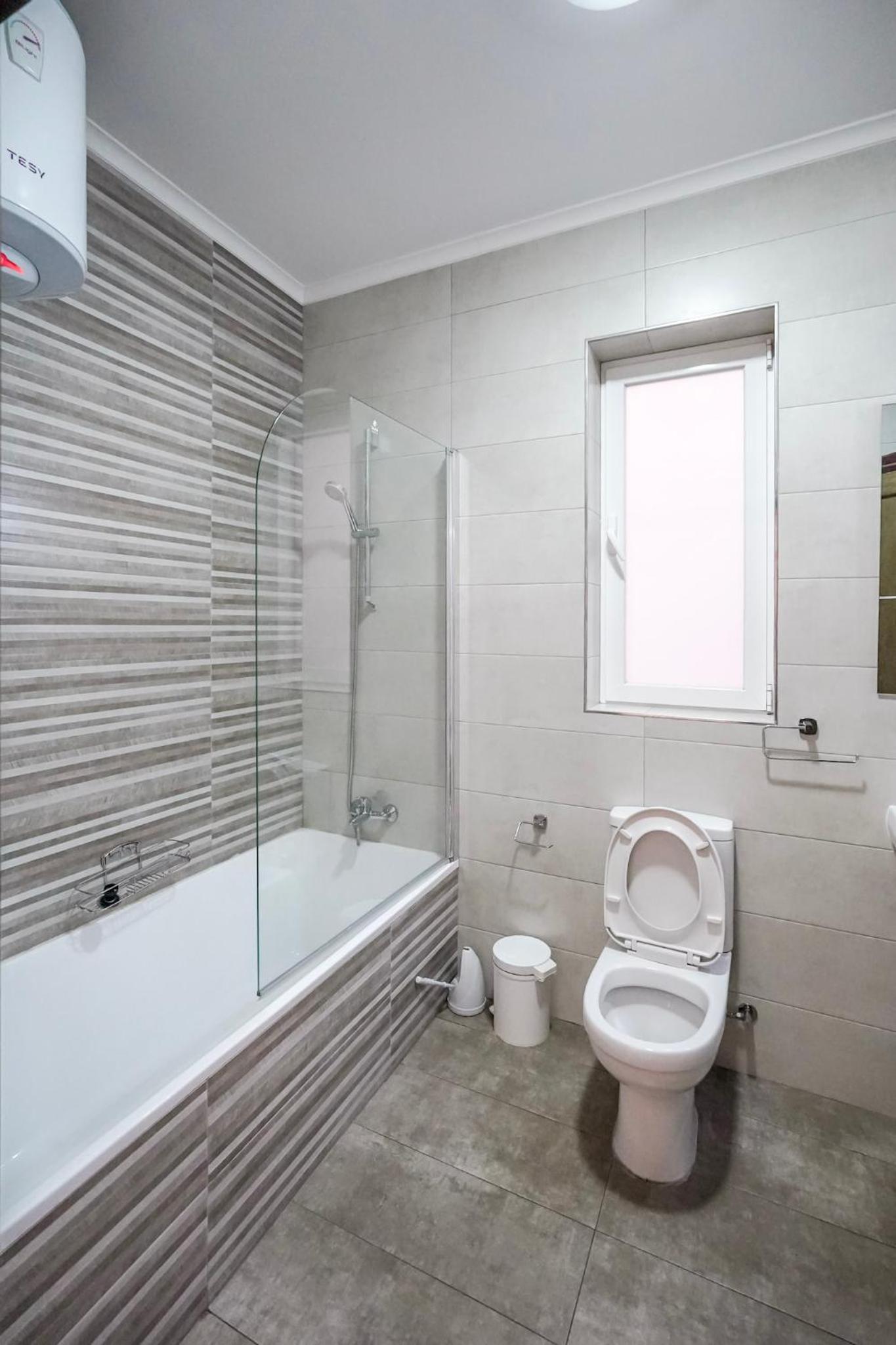 Spacious Seafront 3-Bedroom Apartment in Sliema SV 3