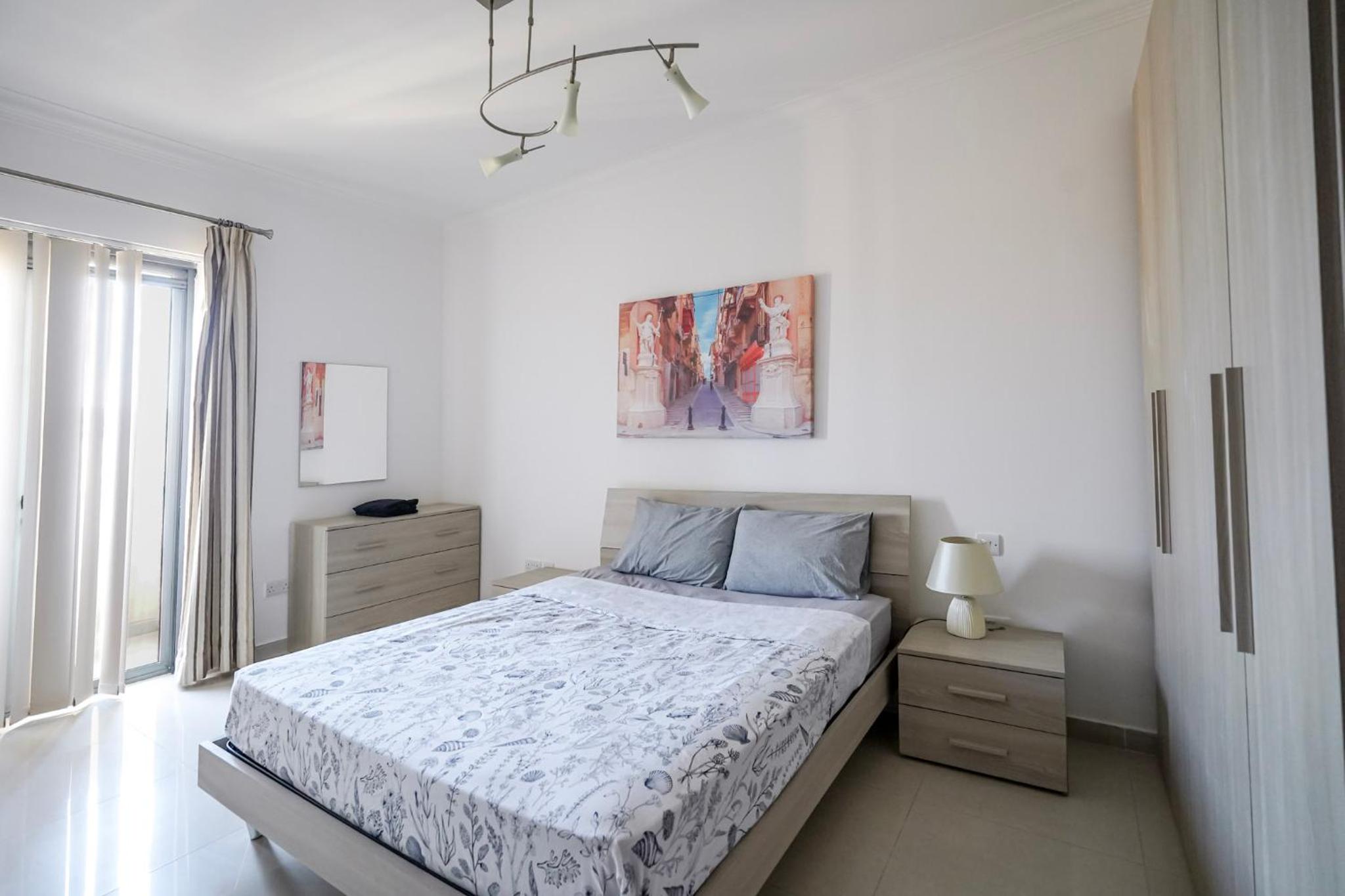 Spacious Seafront 3-Bedroom Apartment in Sliema SV 3