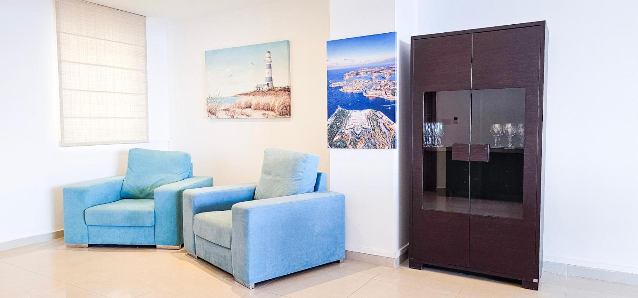 Spacious Seafront 3-Bedroom Apartment in Sliema SV 3