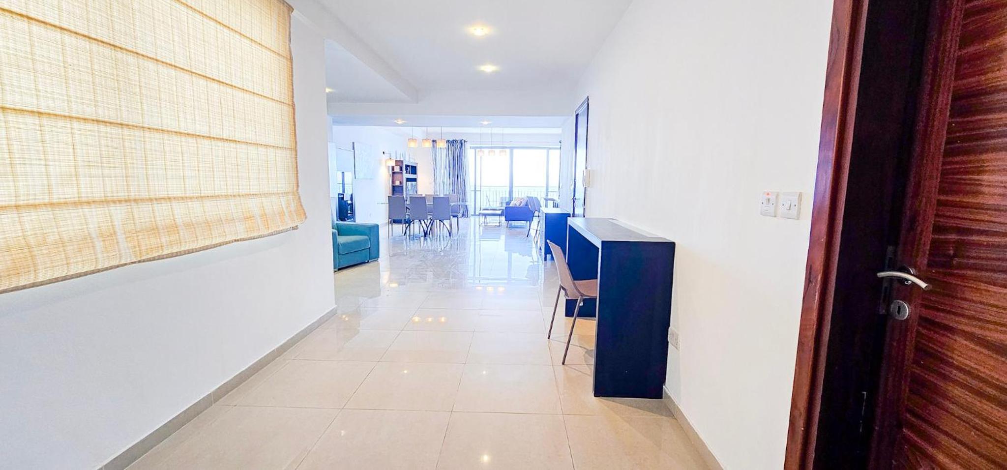 Spacious Seafront 3-Bedroom Apartment in Sliema SV 3