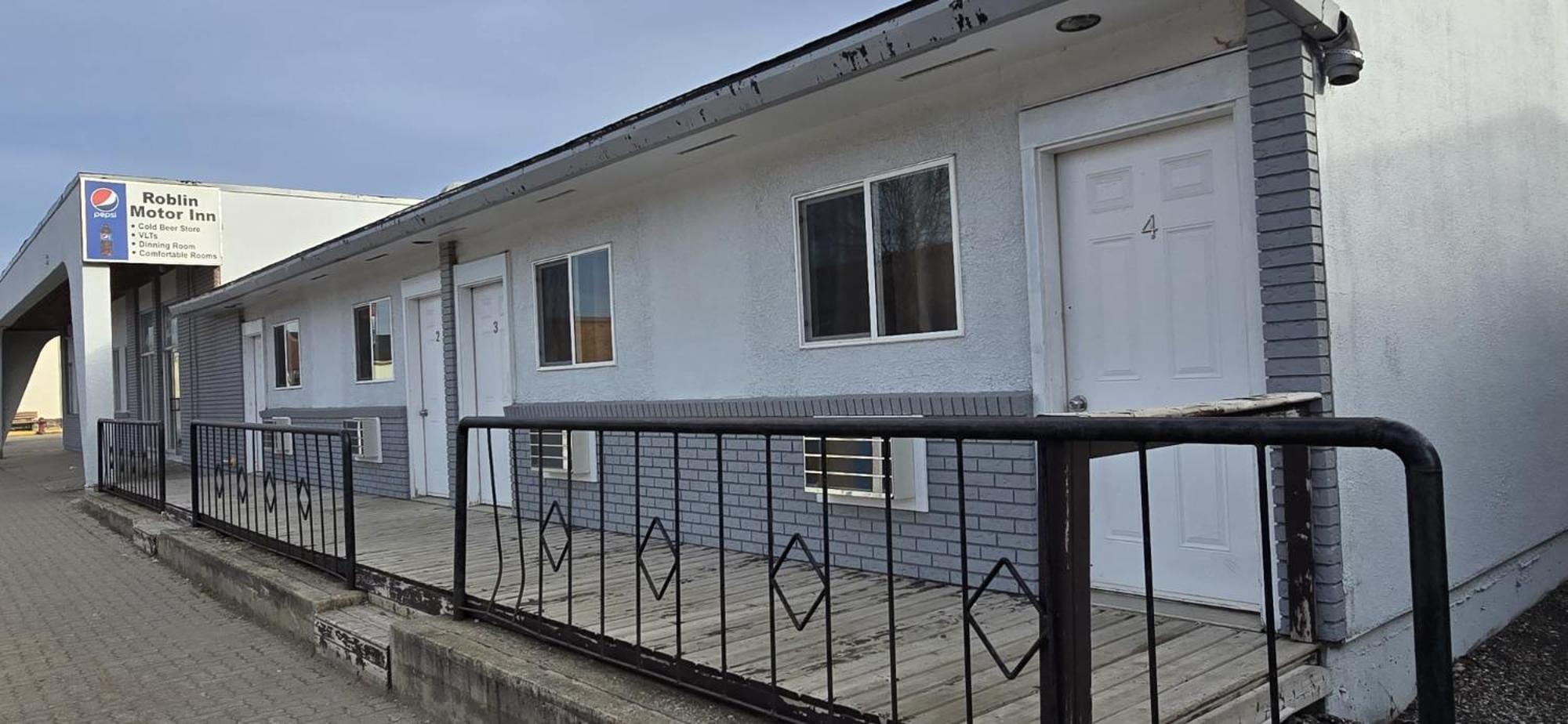 Roblin Motor Inn