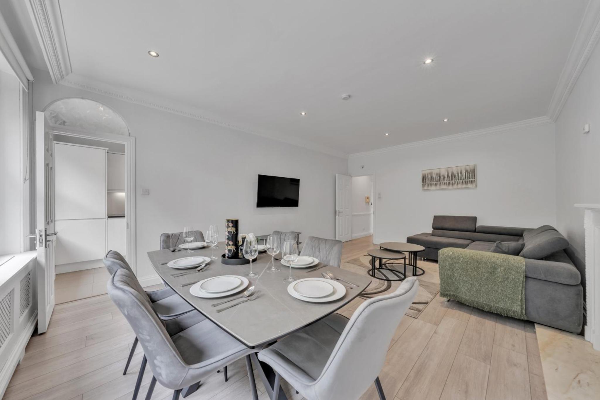 The Knightsbridge Suites