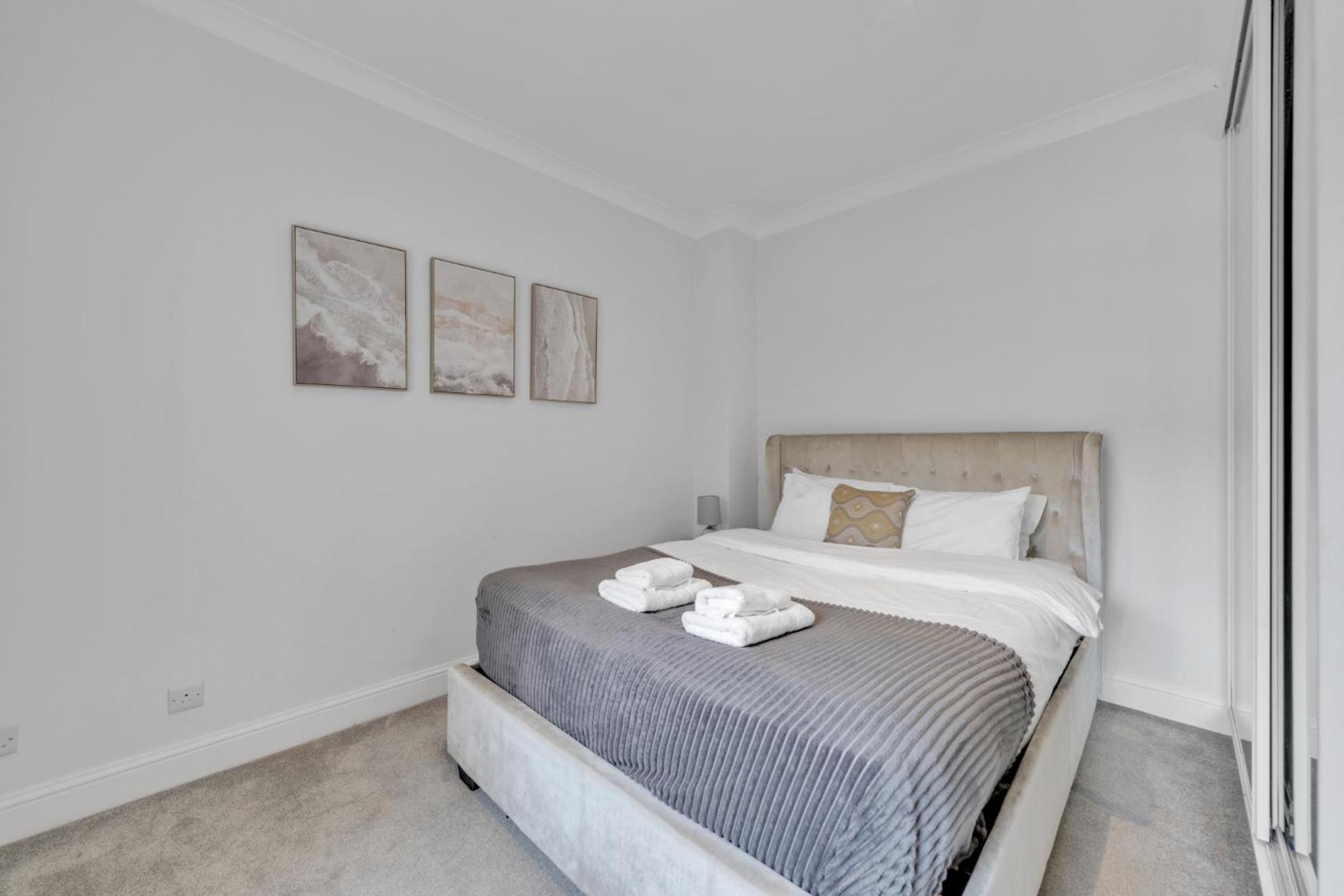 The Knightsbridge Suites