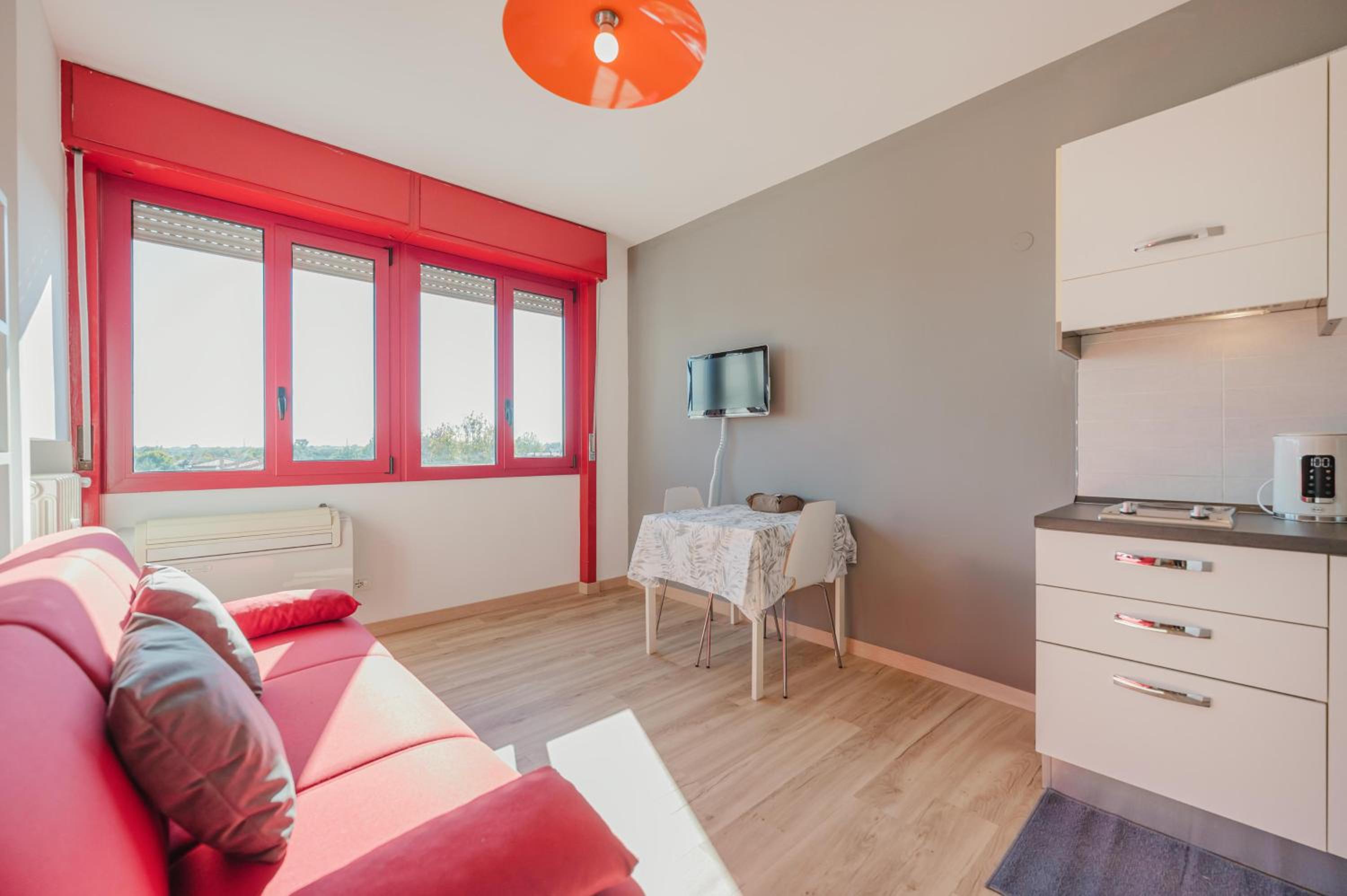 Cervino's Home - 20 min from Venice & Parking