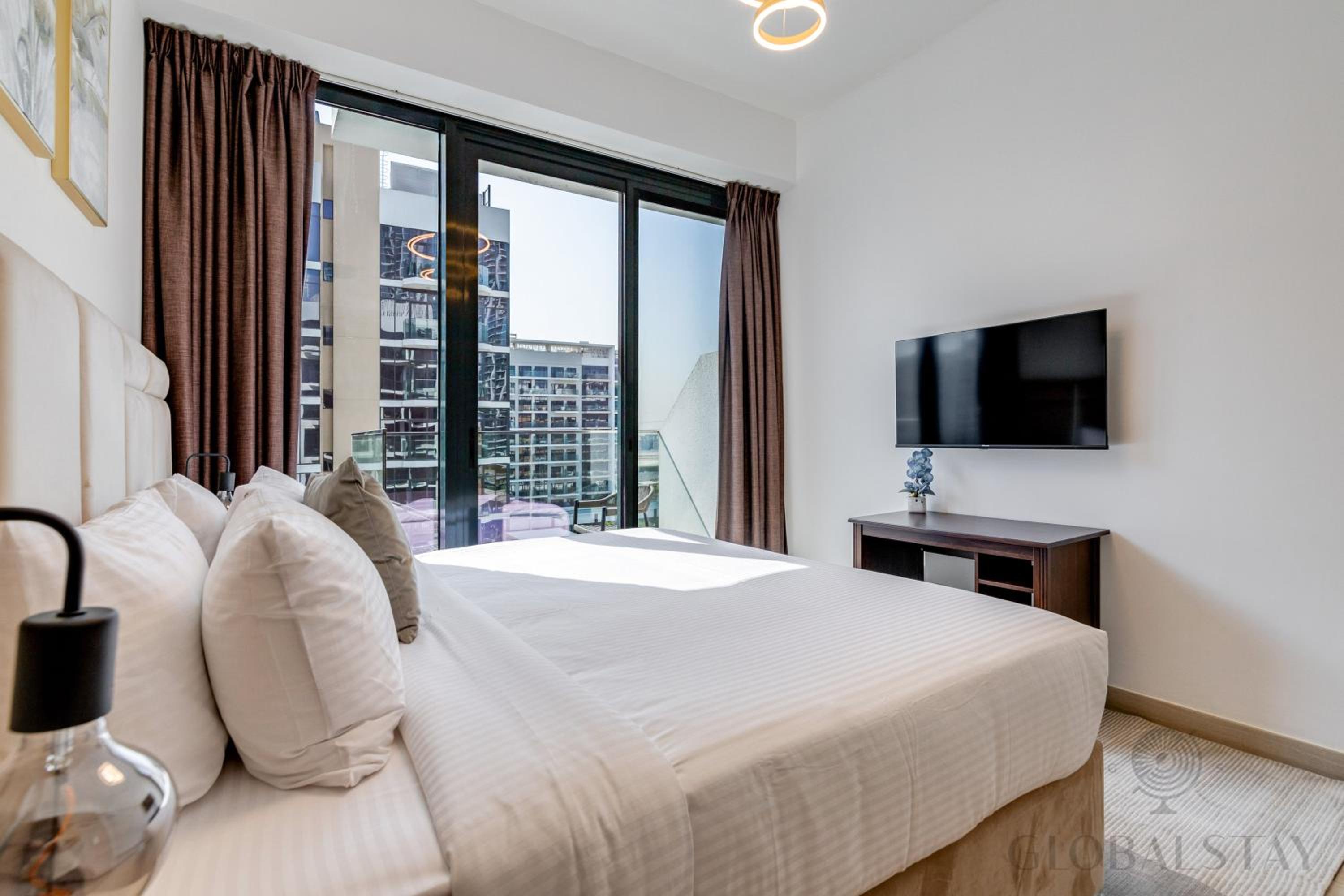 GlobalStay 1 Bedroom Apartment for 4 Guests Azizi Riviera 42 Dubai