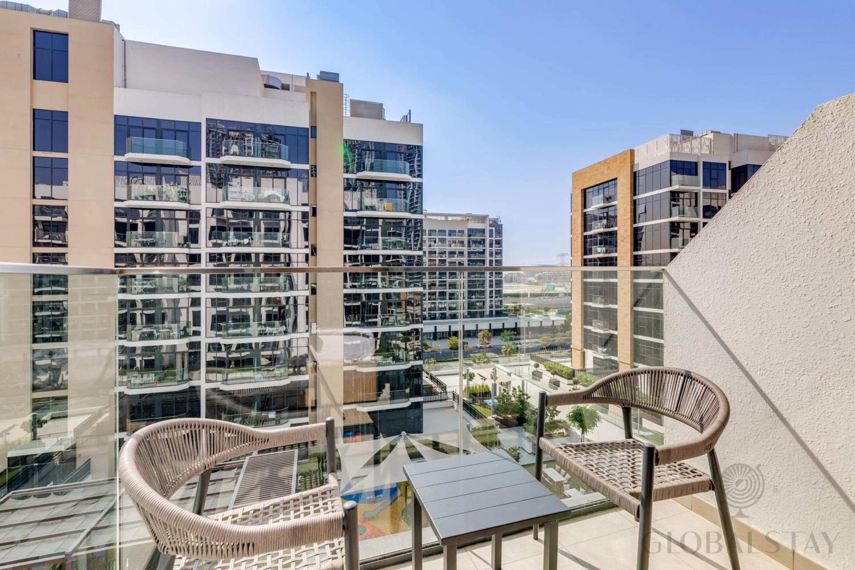 GlobalStay 1 Bedroom Apartment for 4 Guests Azizi Riviera 42 Dubai