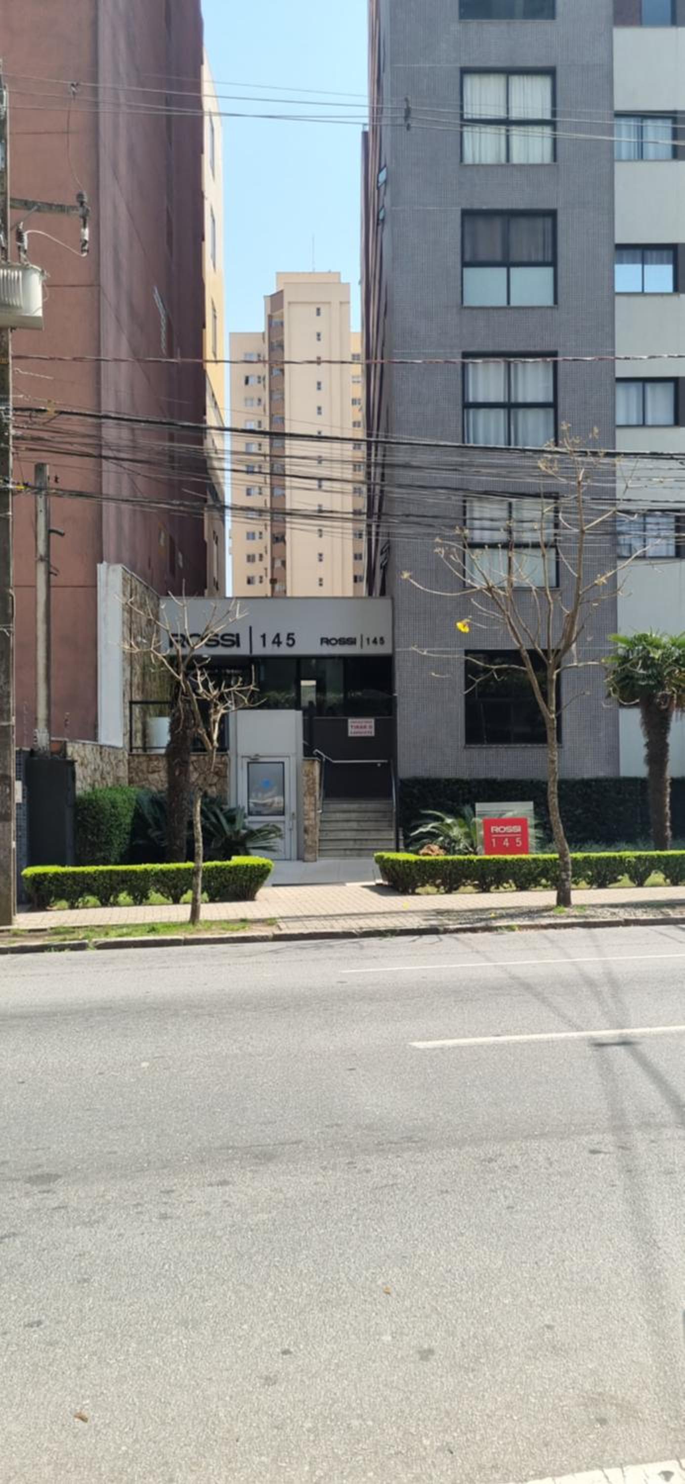Studio bem localizado com preço justo