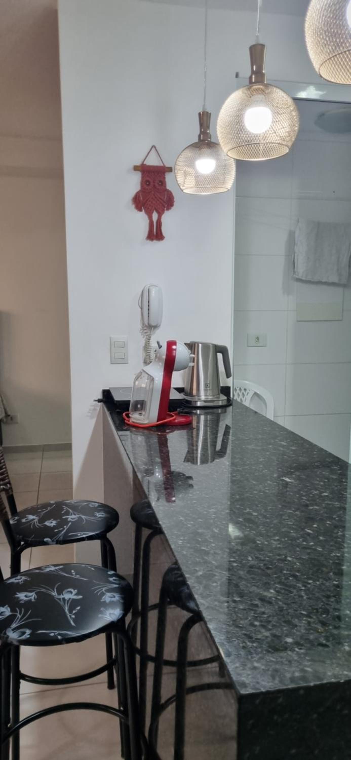 Studio bem localizado com preço justo