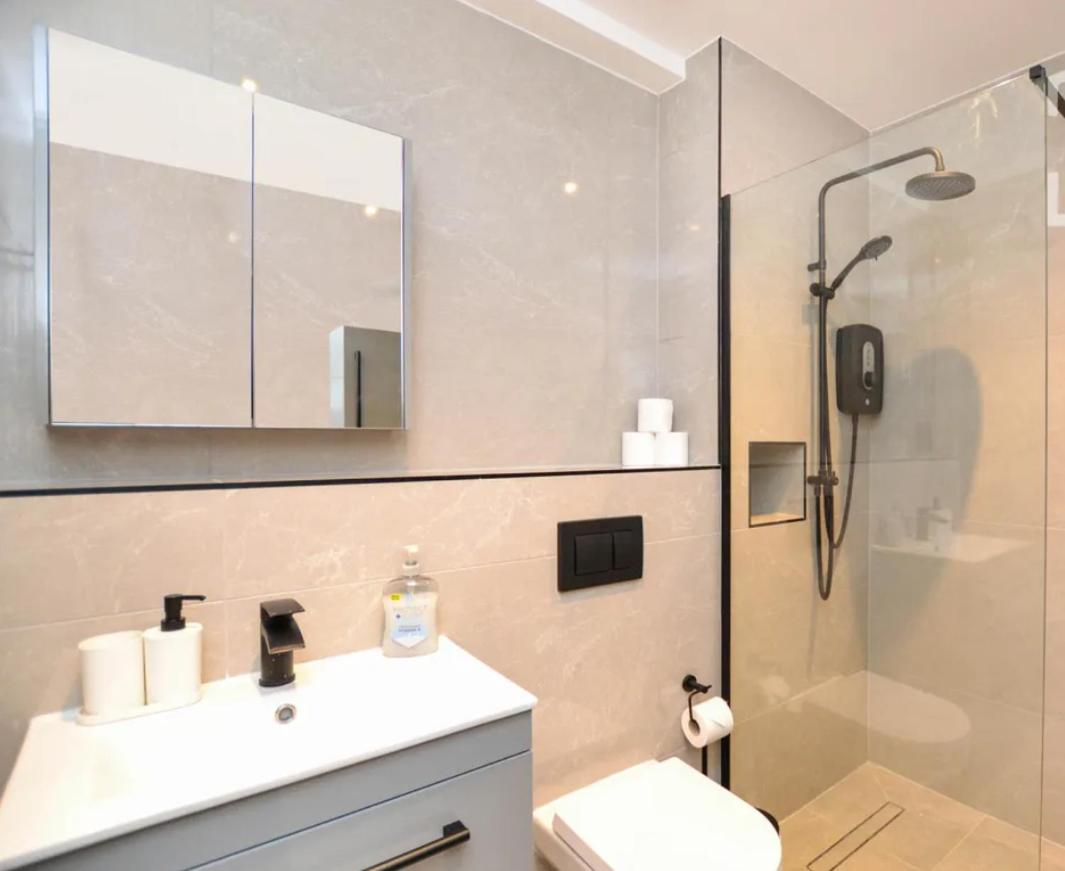 High Luxury London Stay 30 Mins to Camden & Central