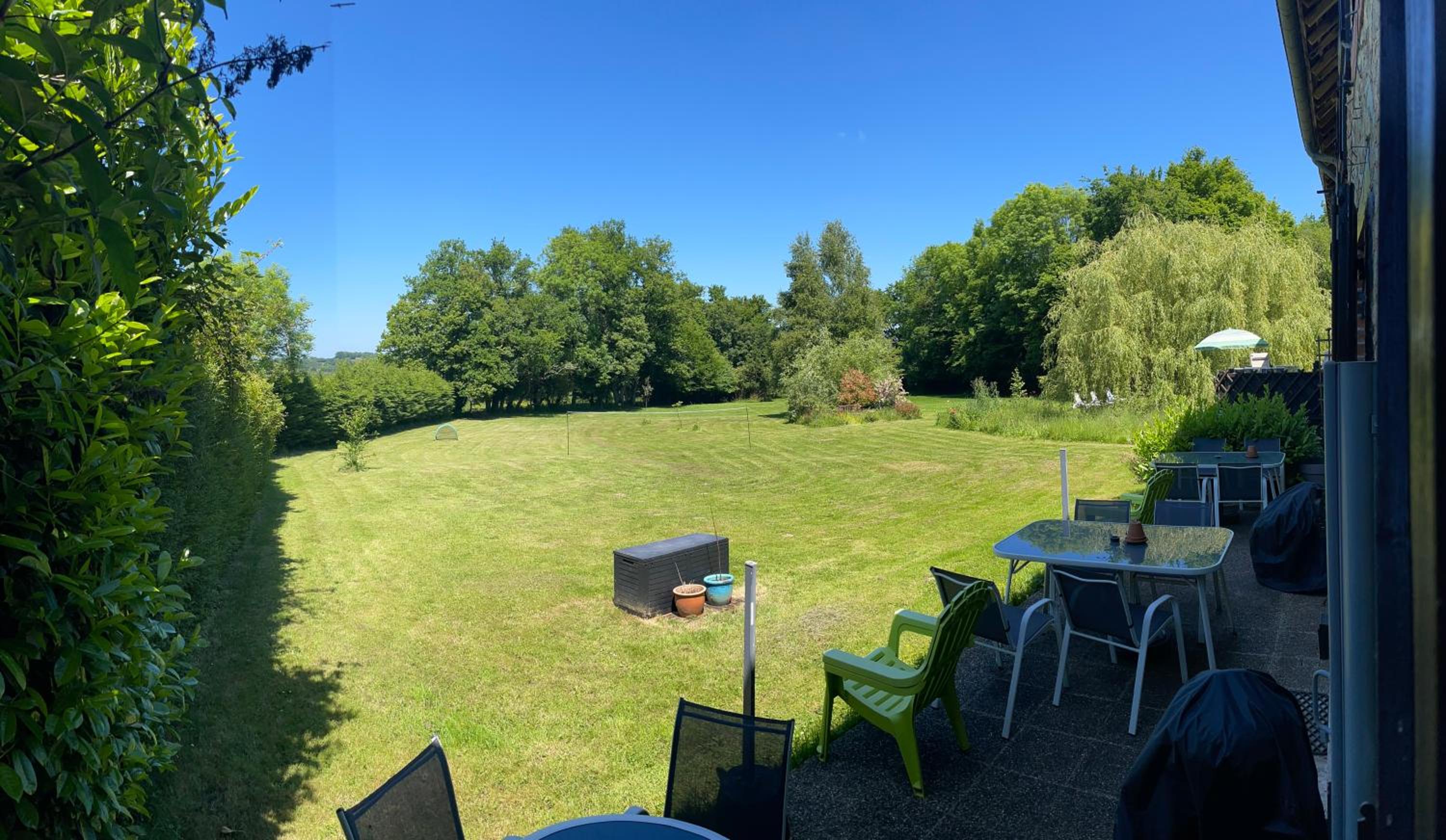Les Gites de Montinazeau - 3 adjoining gites set in quiet and beautiful countryside with free Wi-Fi