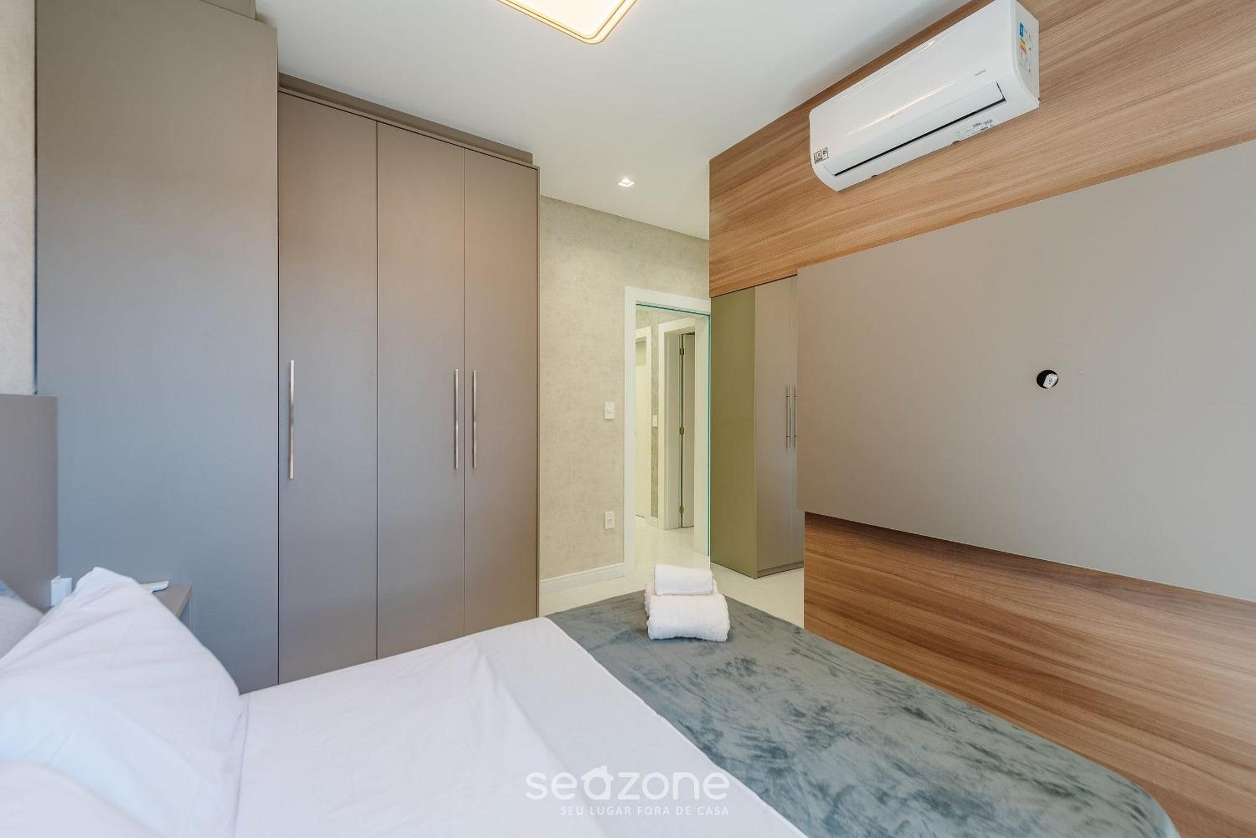 Apartments in a building 200 m from Perequê beach - RIHs