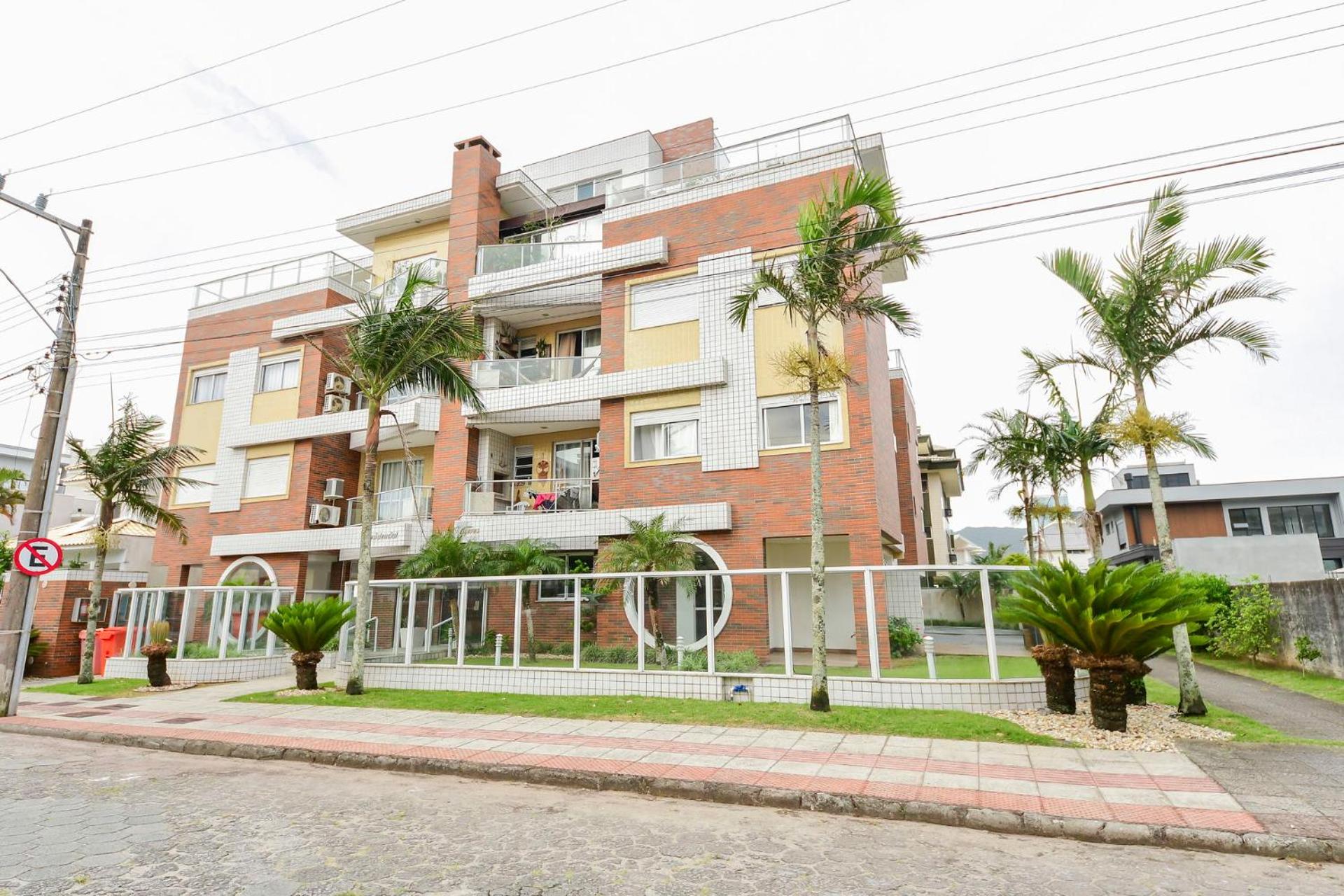 Apto confortável 2min da praia DY4845