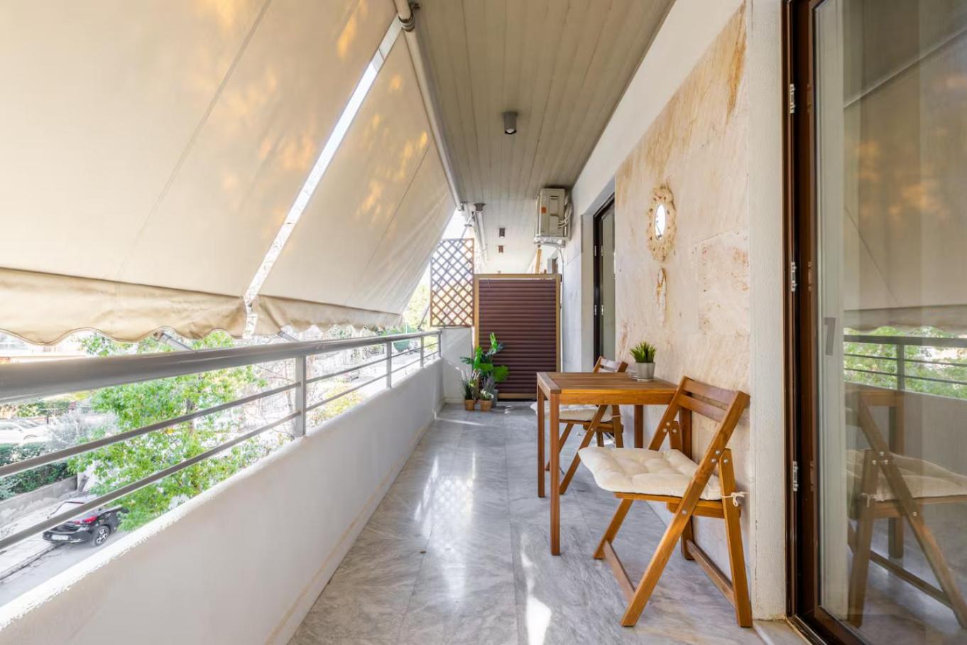 Modern Two-Bedroom Haven near Paleo Faliro Beach
