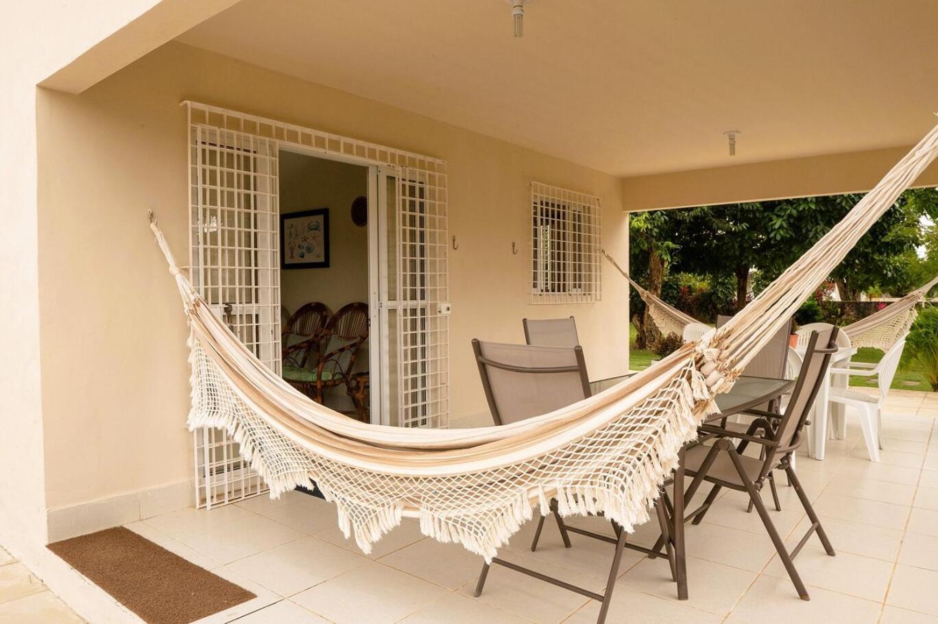 Casa com piscina, churrasq, Wi Fi proximo ao mar
