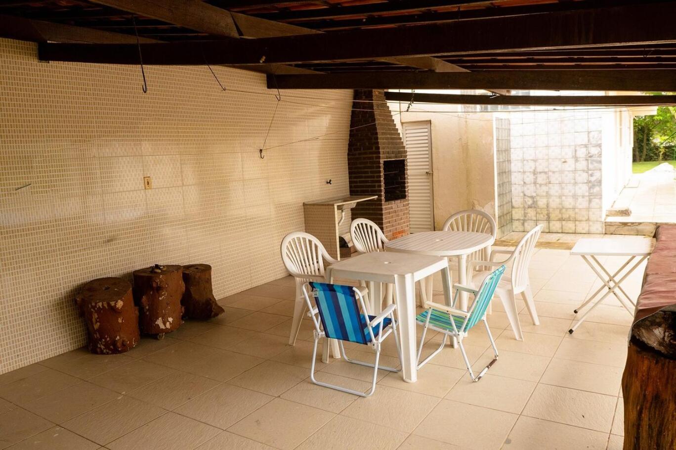 Casa com piscina, churrasq, Wi Fi proximo ao mar