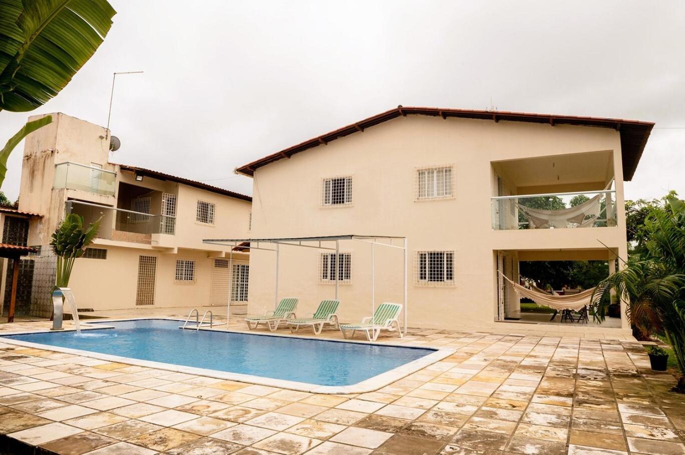 Casa com piscina, churrasq, Wi Fi proximo ao mar