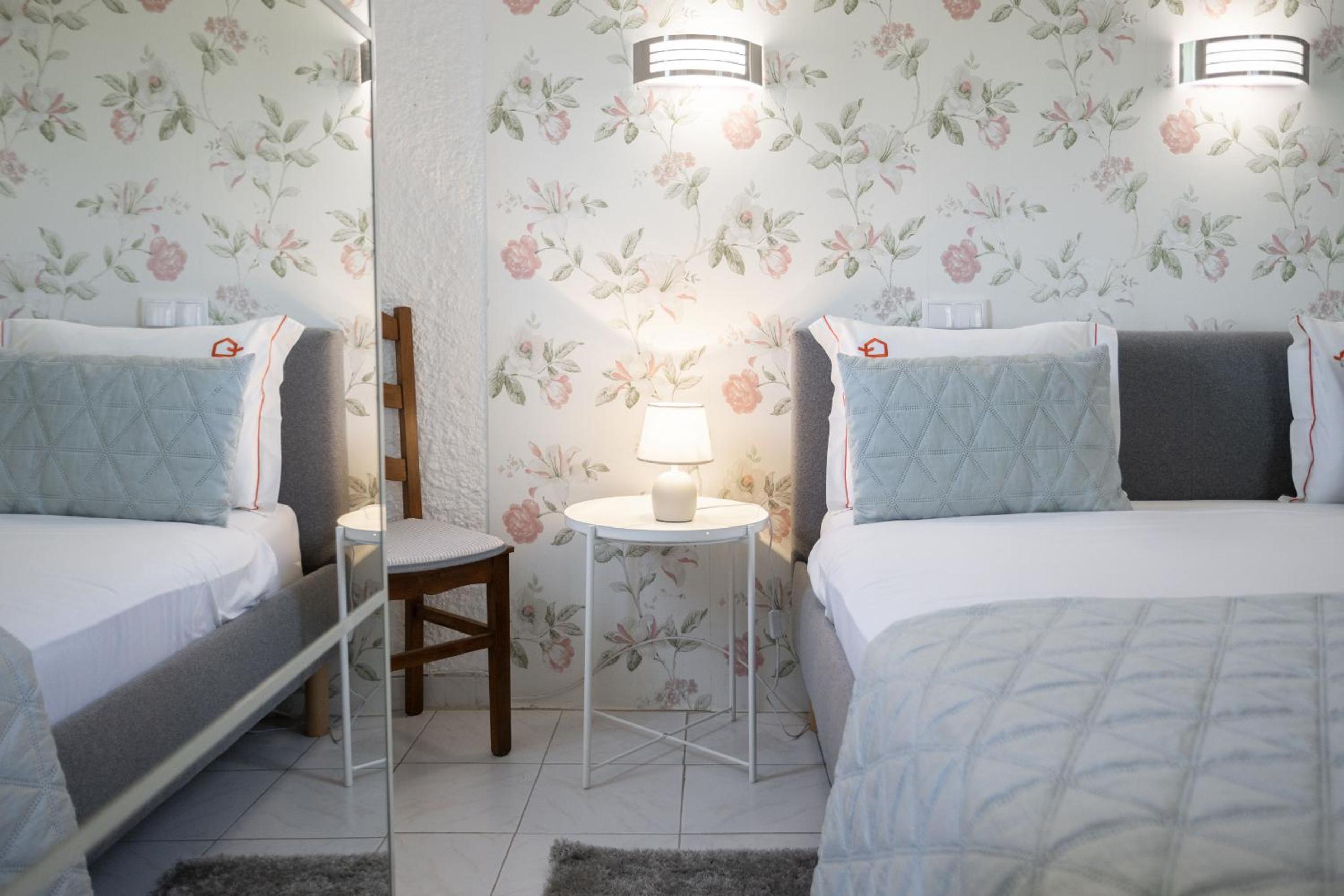 Sun & Sea Flat in Quarteira - Cozy Apartment Close to the Beach, by Hopstays