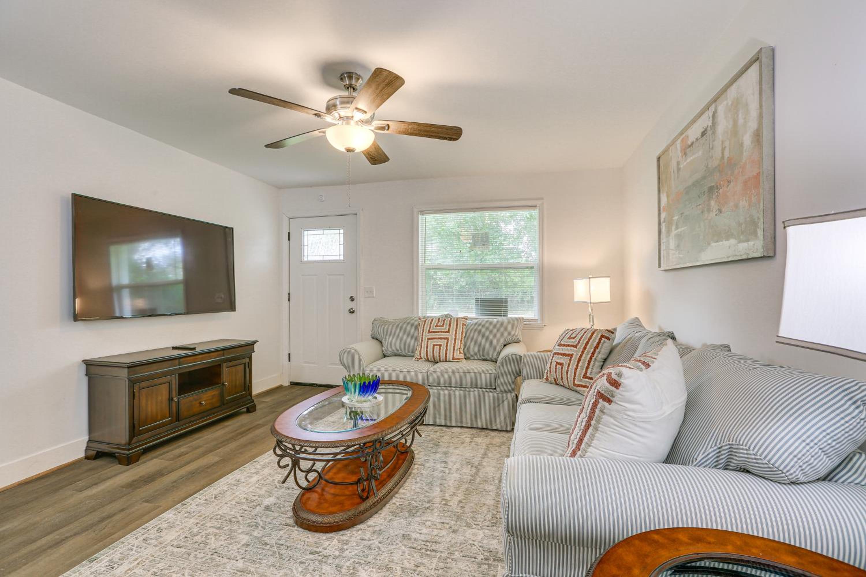 Pet-Friendly Duplex with Front Yard in Fort Myers!
