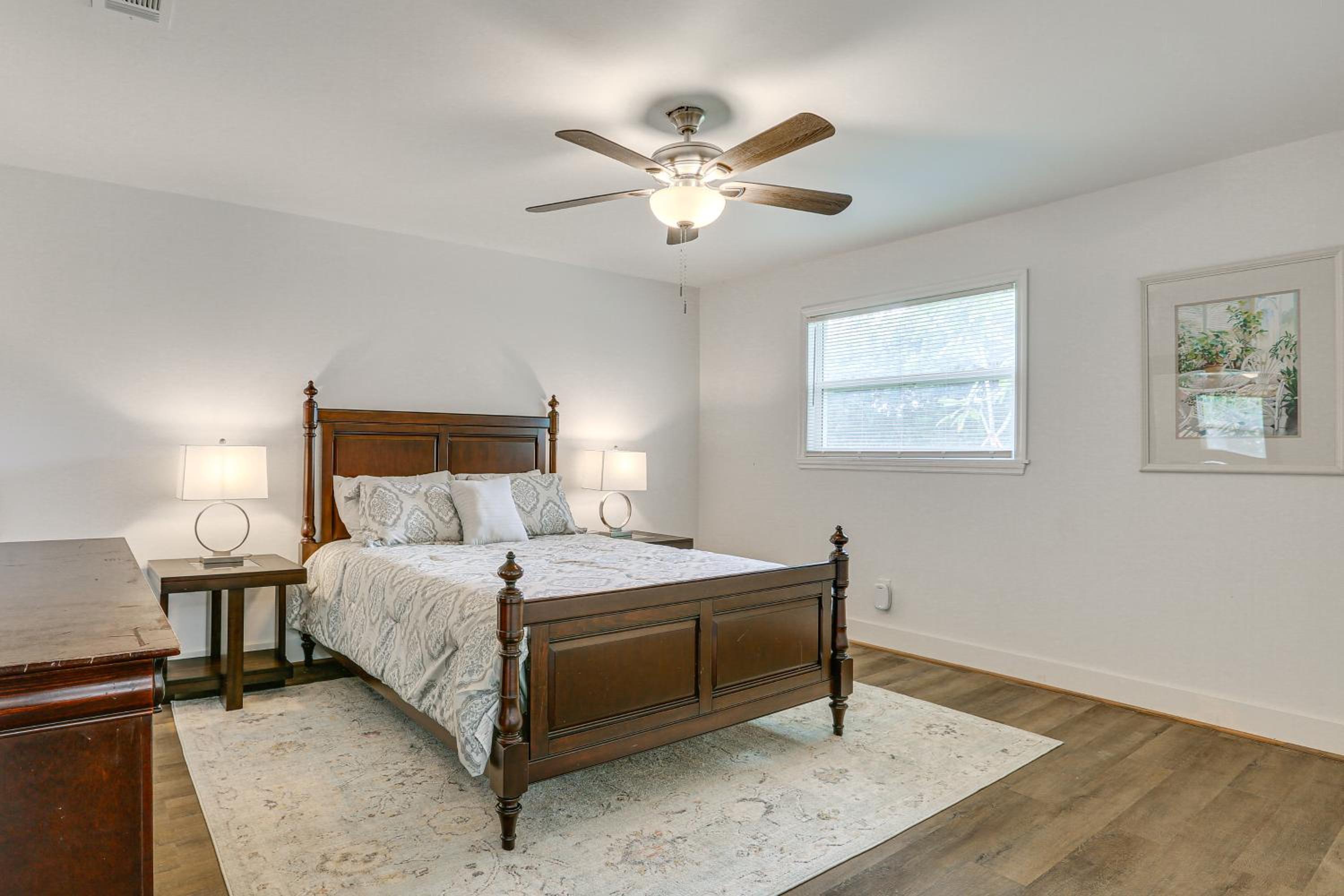 Pet-Friendly Duplex with Front Yard in Fort Myers!