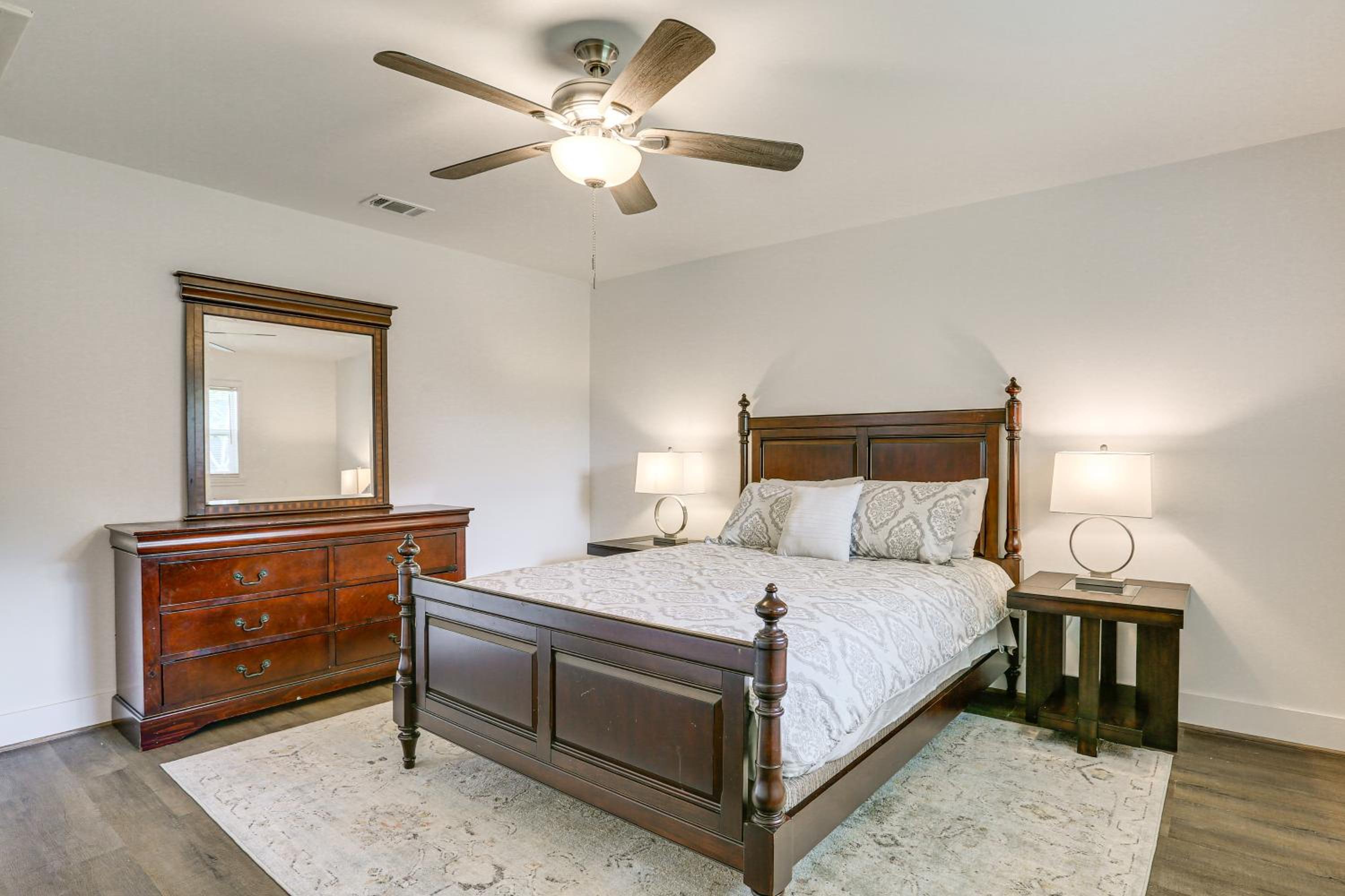 Pet-Friendly Duplex with Front Yard in Fort Myers!