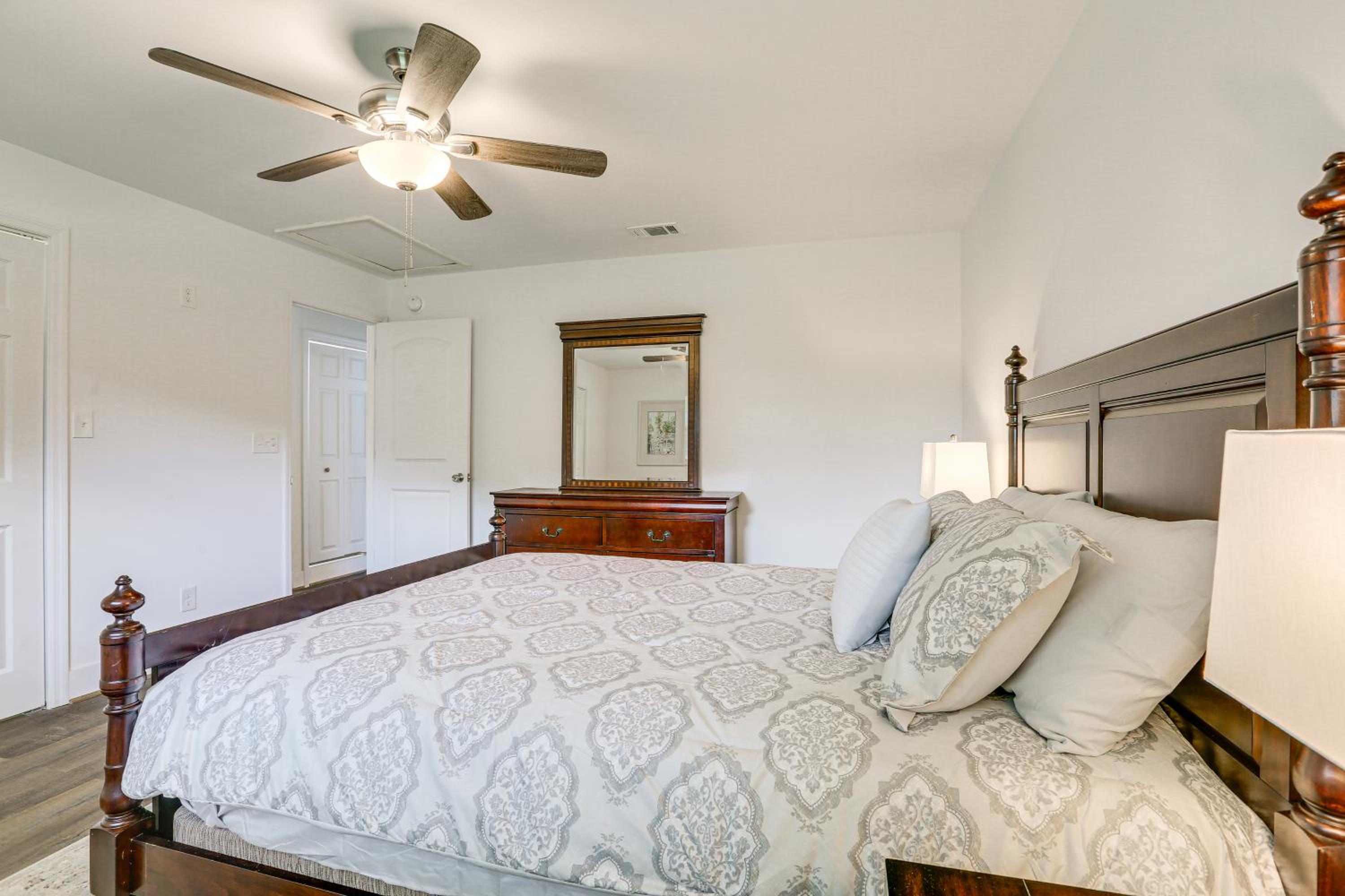 Pet-Friendly Duplex with Front Yard in Fort Myers!