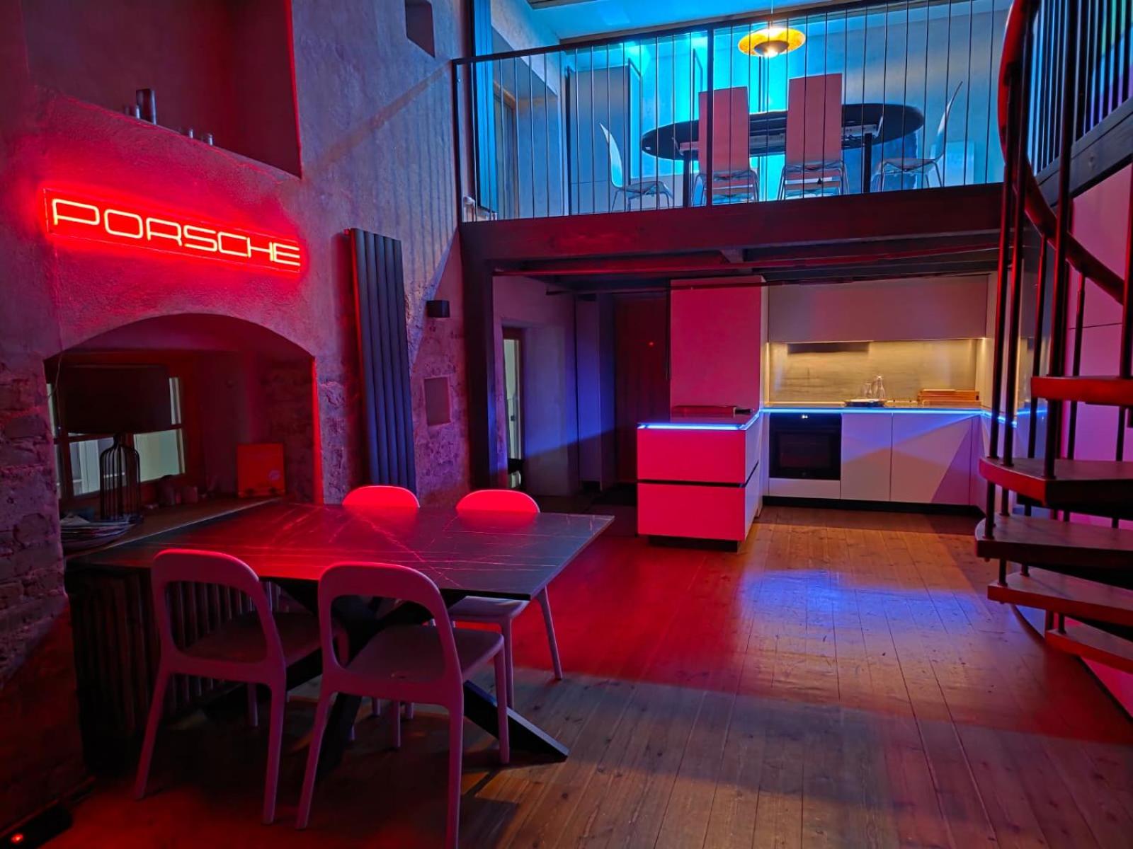 Old town Loft duplex, 24h7d self check in Loft