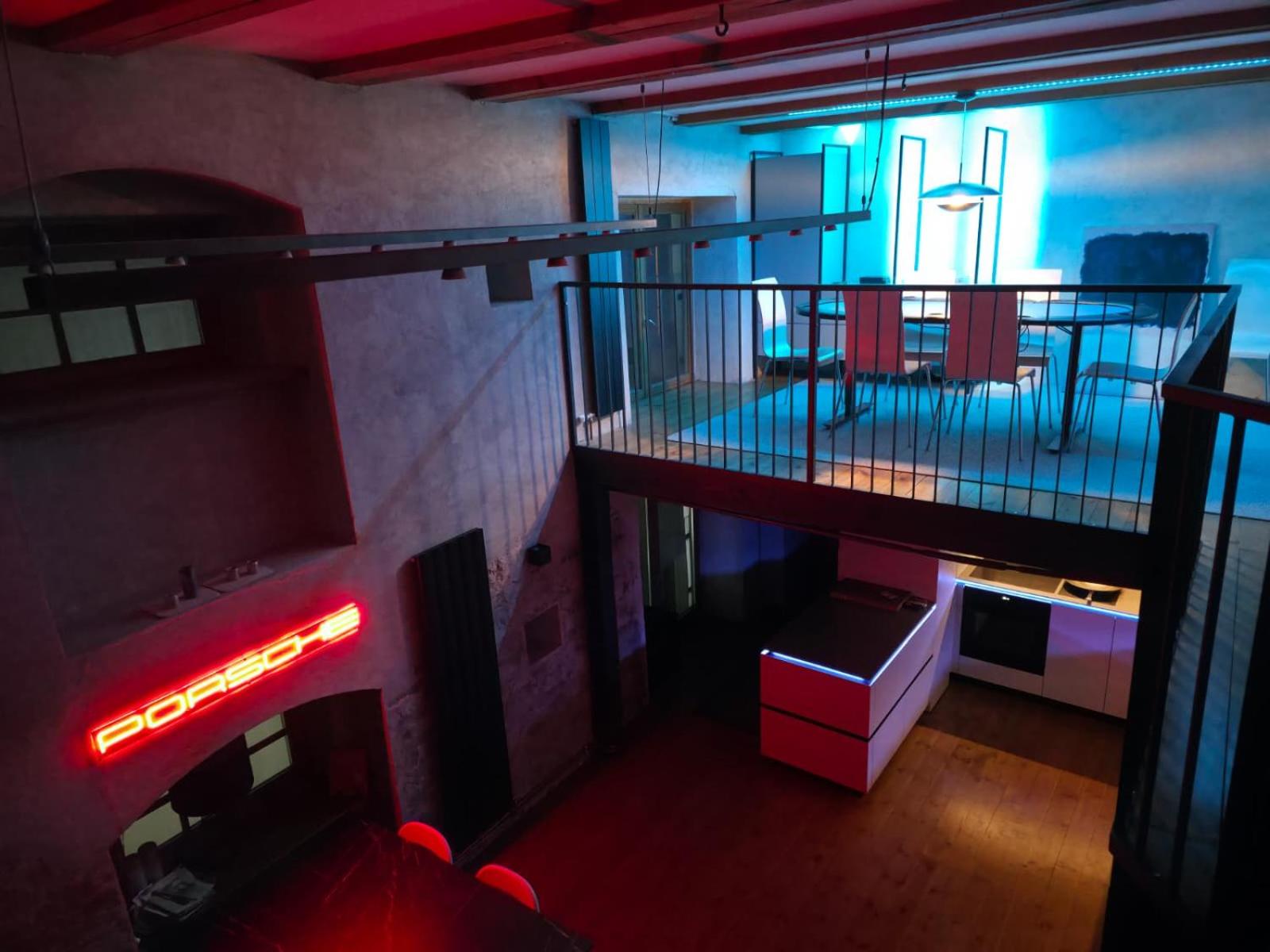 Old town Loft duplex, 24h7d self check in Loft