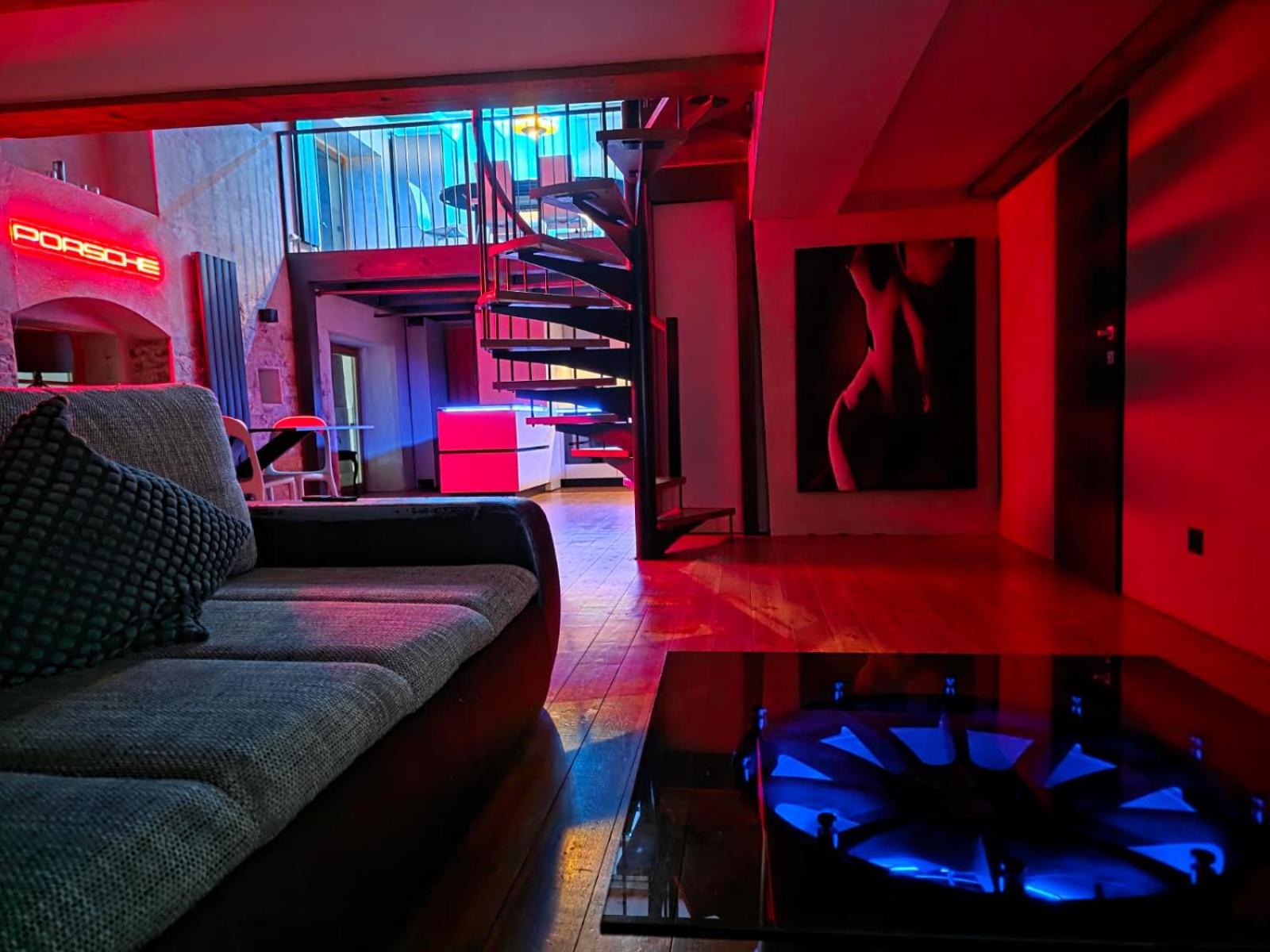 Old town Loft duplex, 24h7d self check in Loft