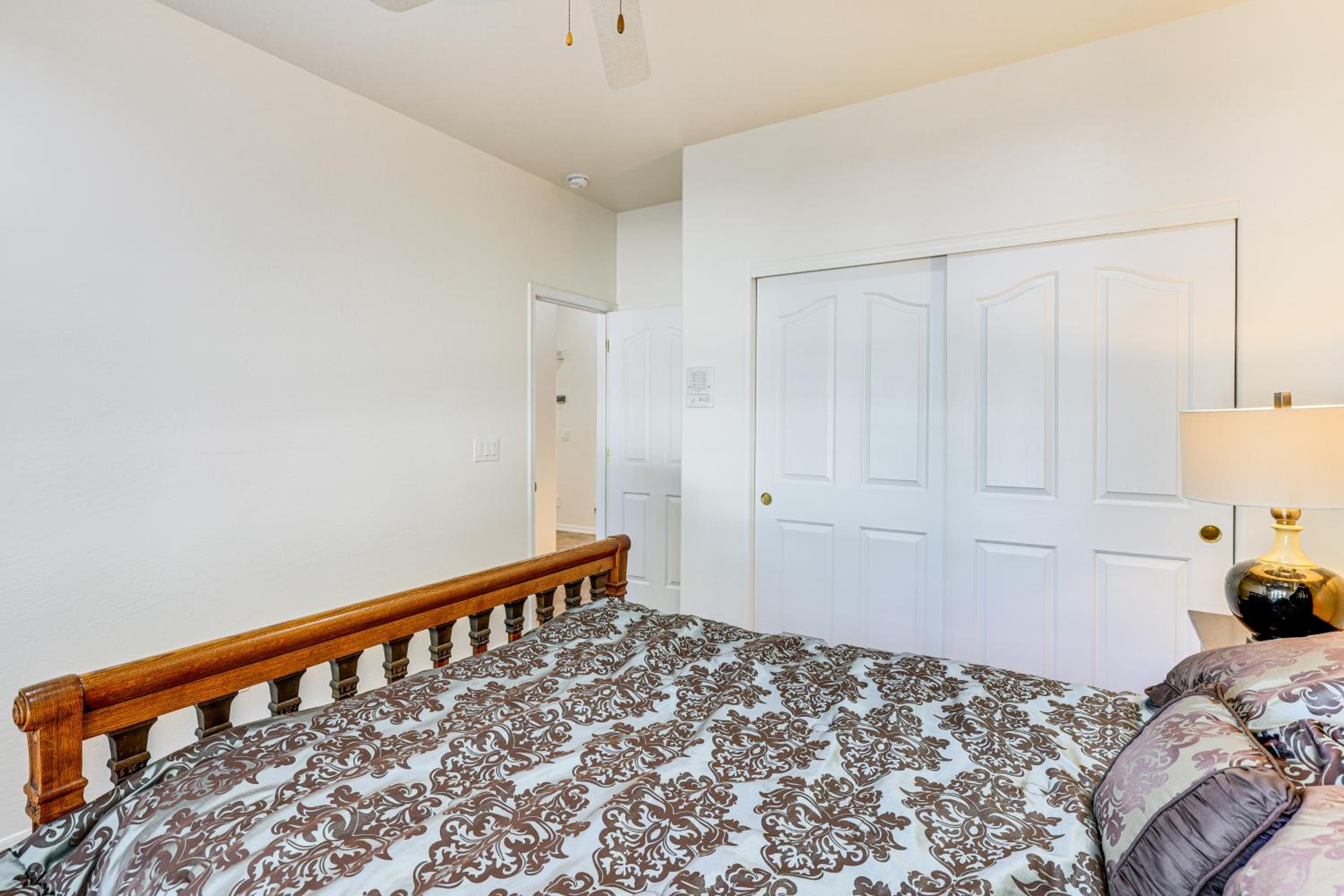 Groups Welcome! Home with Pool and Patio in N Phoenix