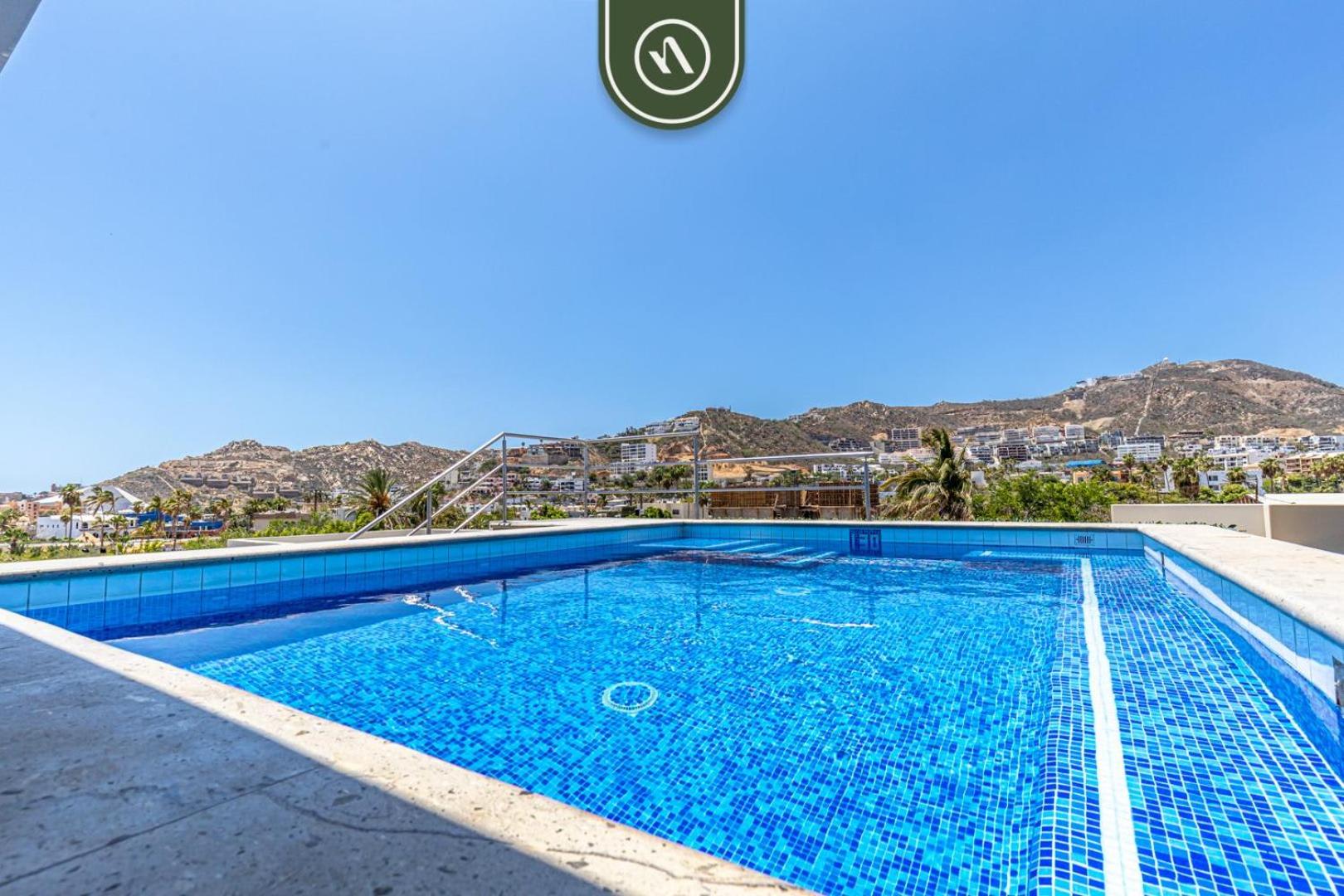 Centric 1BR Condo in Downtown Cabo - Rooftop Pool