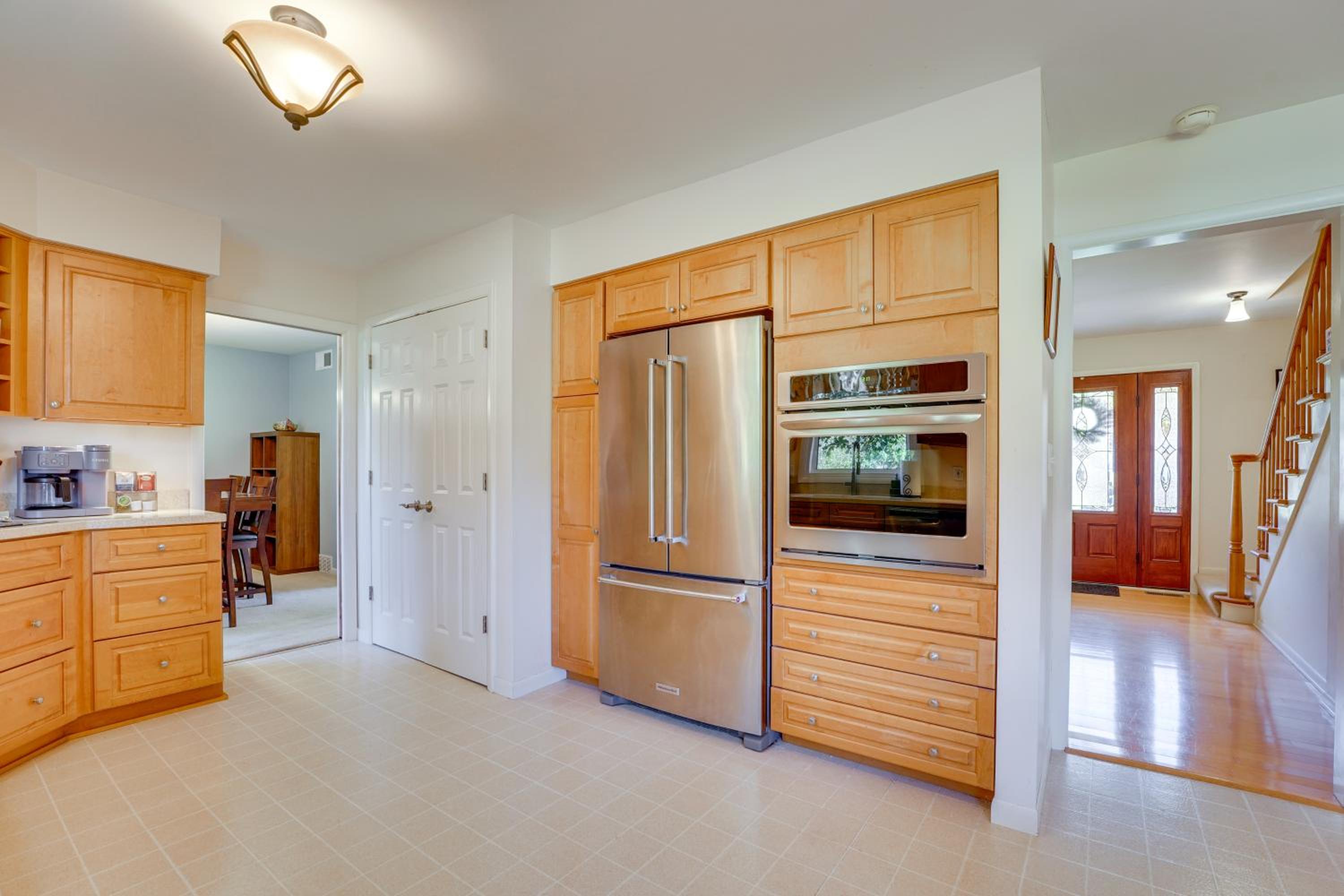 Jackson Home with Fire Pit and Yard 3 Mi to Downtown