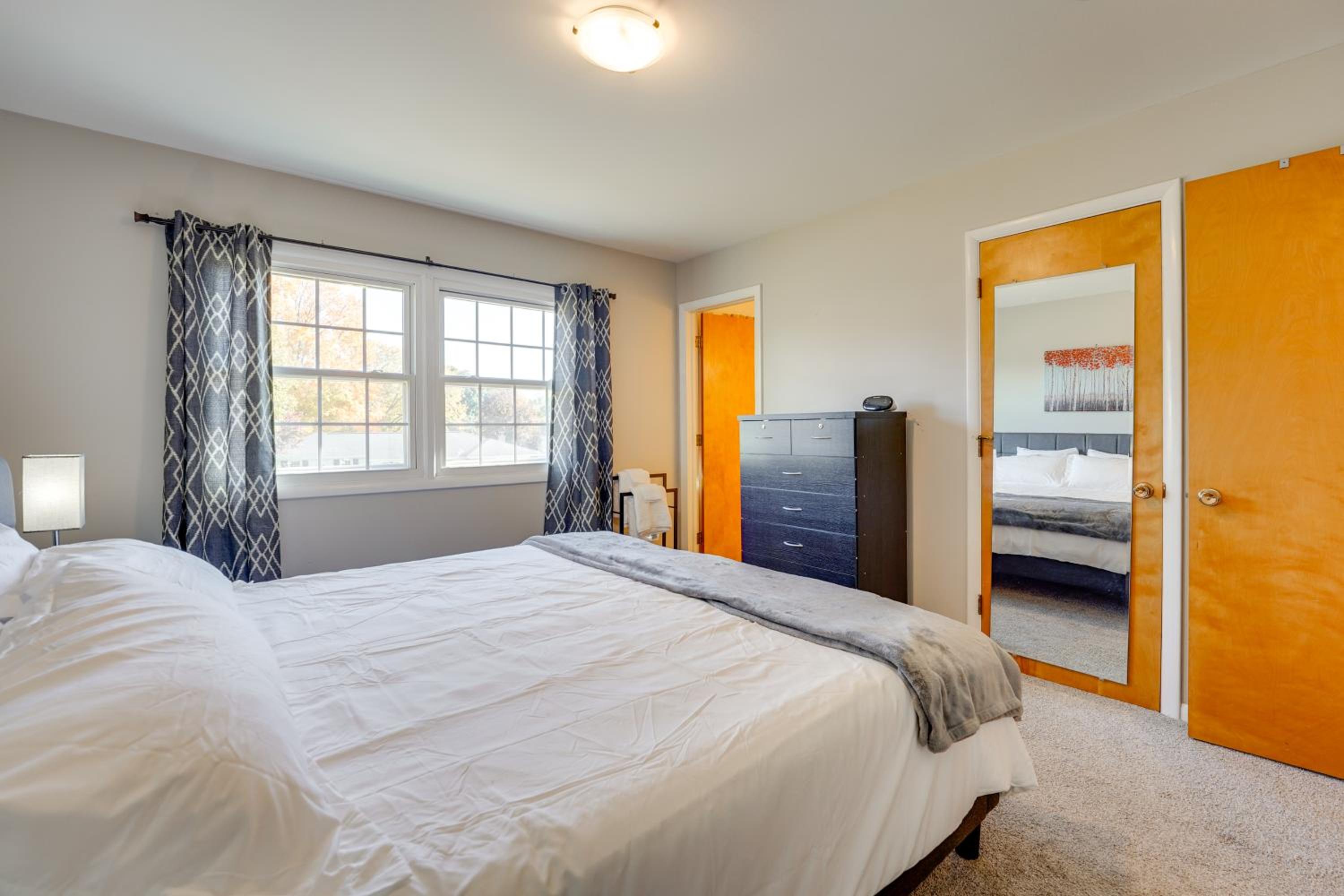 Jackson Home with Fire Pit and Yard 3 Mi to Downtown